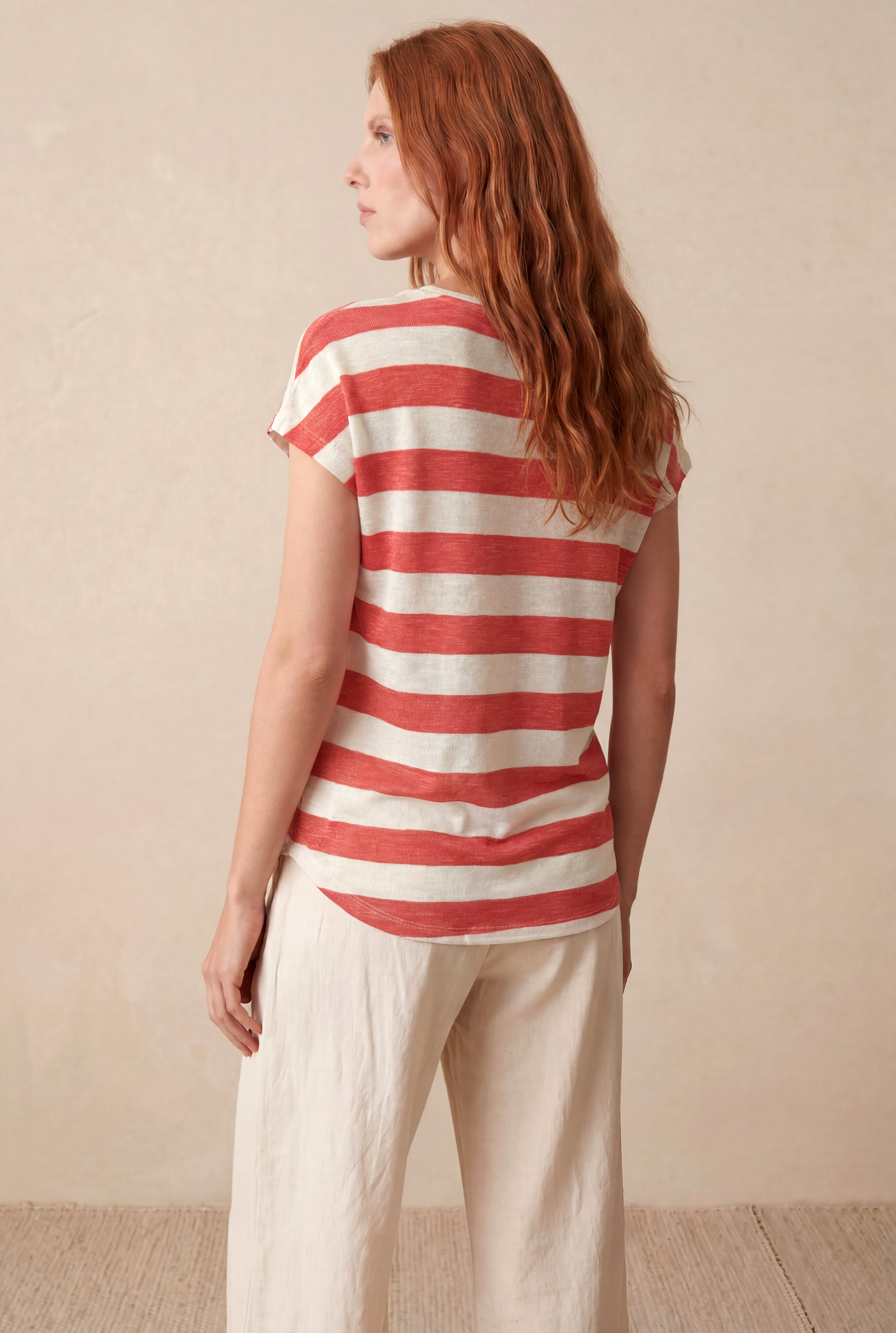 Kadın Regular Fit Bisiklet Yaka Kısa Kol Ekru / Kırmızı Çizgili Viskon / Elastan T-Shirt WILDA - Top - Westmark London EU(TR) Store Organik Pamuklu Sürdürülebilir Moda