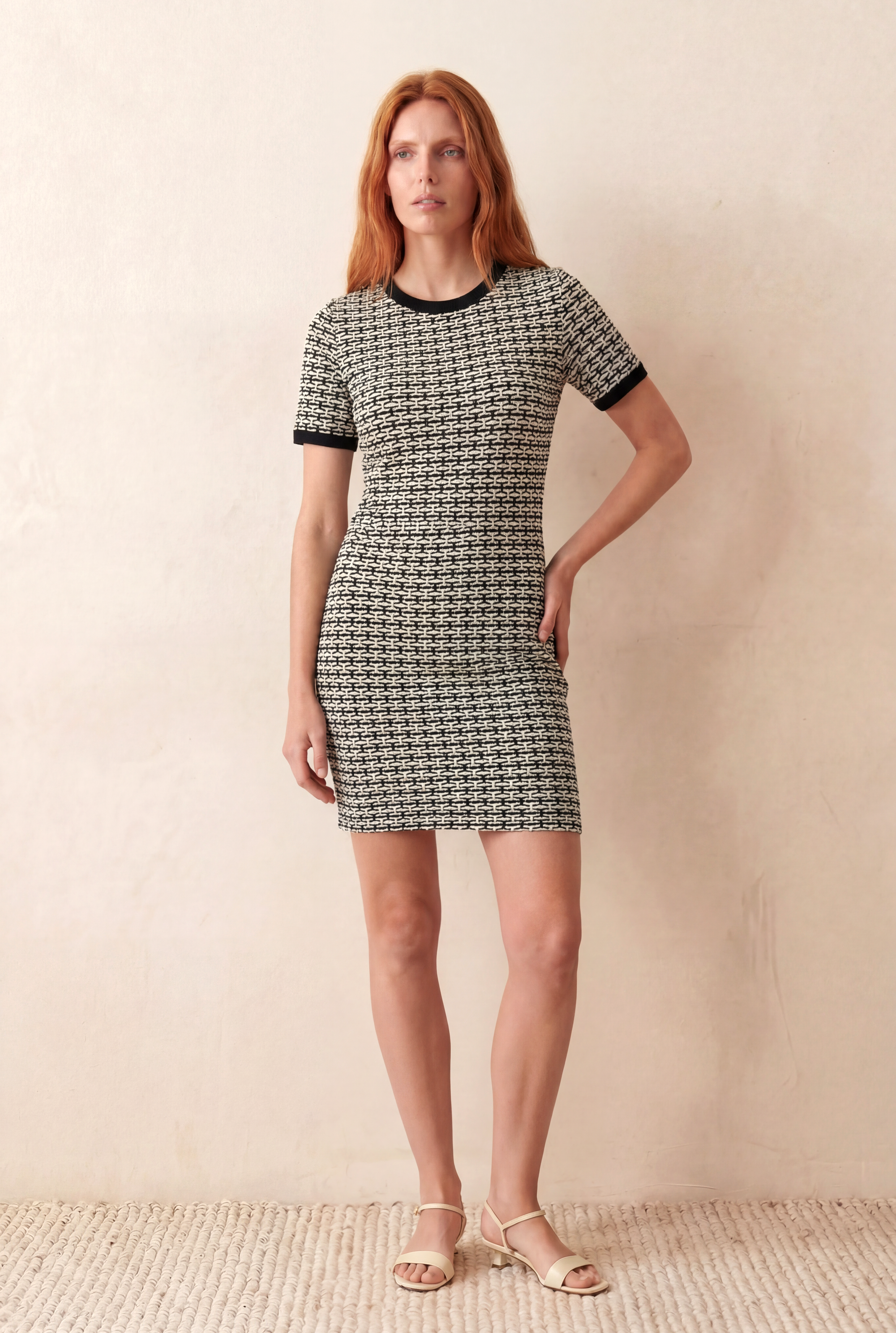 Kadın Slim Fit Bisiklet Yaka Kısa Kollu Siyah, Beyaz Geometrik Desenli Pamuklu Mini Elbise CATARINA - Dress - Westmark London EU(TR) Store Organik Pamuklu Sürdürülebilir Moda