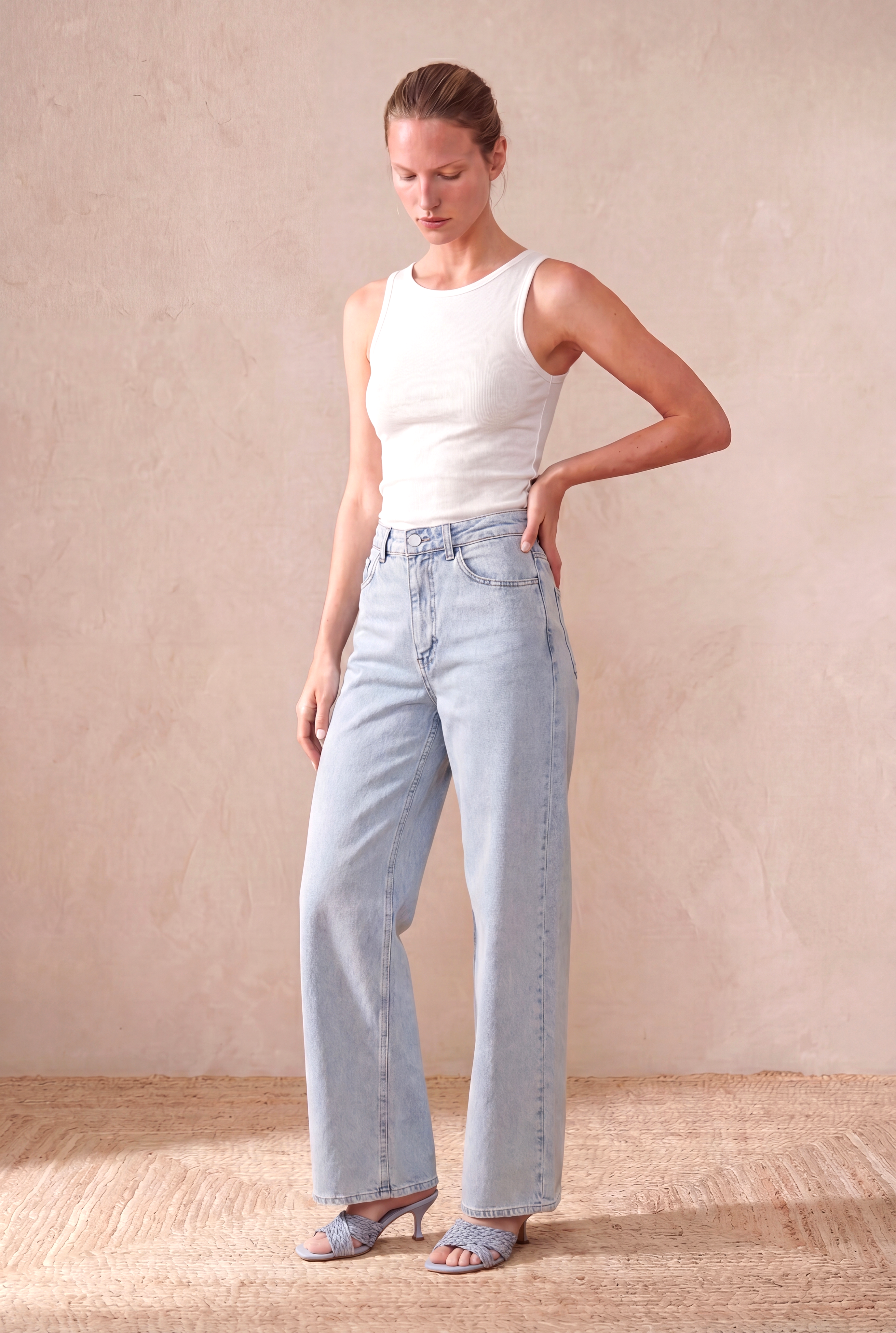 Kadın Beyaz Fitilli Pamuk Slim Fit Bisiklet Yaka Kolsuz Atlet DEBORA