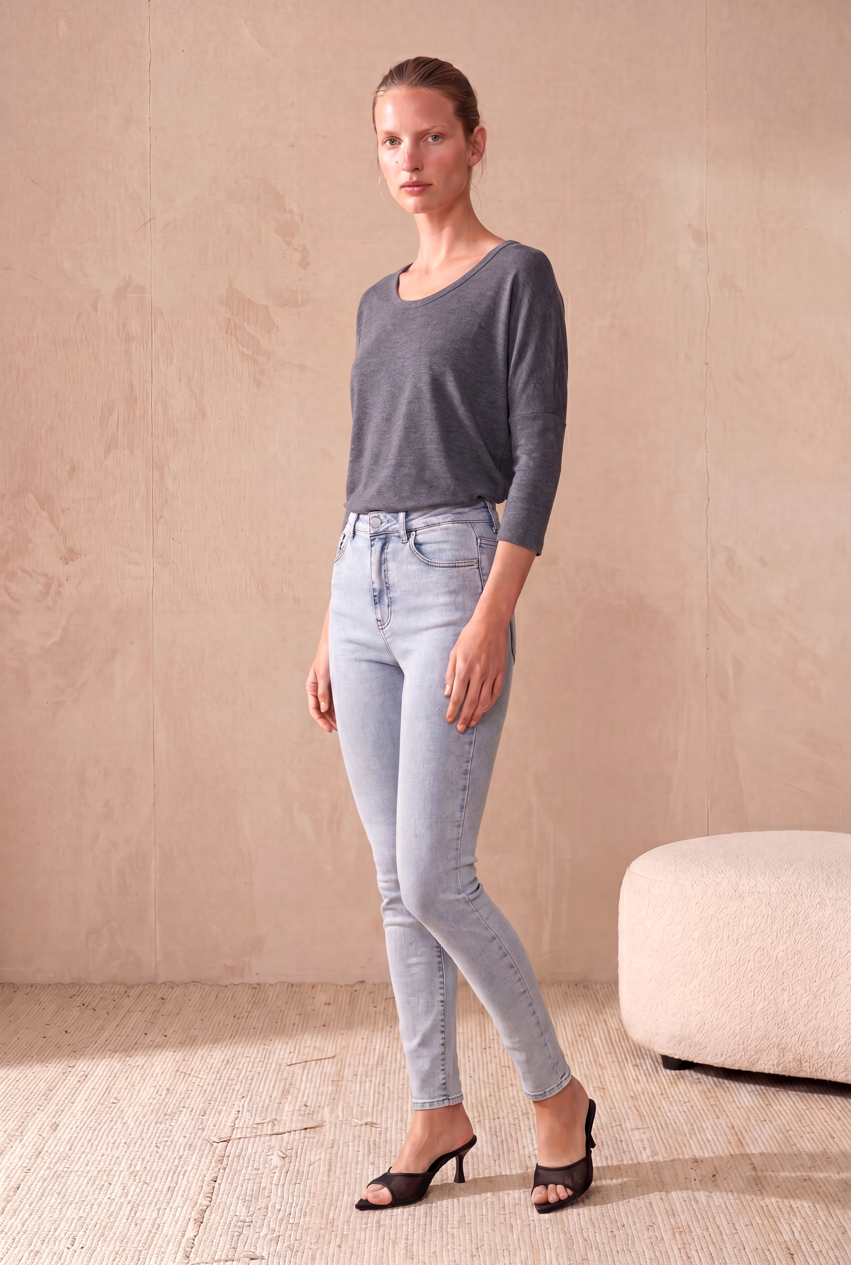 Kadın Mavi Viskon Relaxed Fit Bisiklet Yaka 3/4 Kol Düşük Omuz Bluz LIA