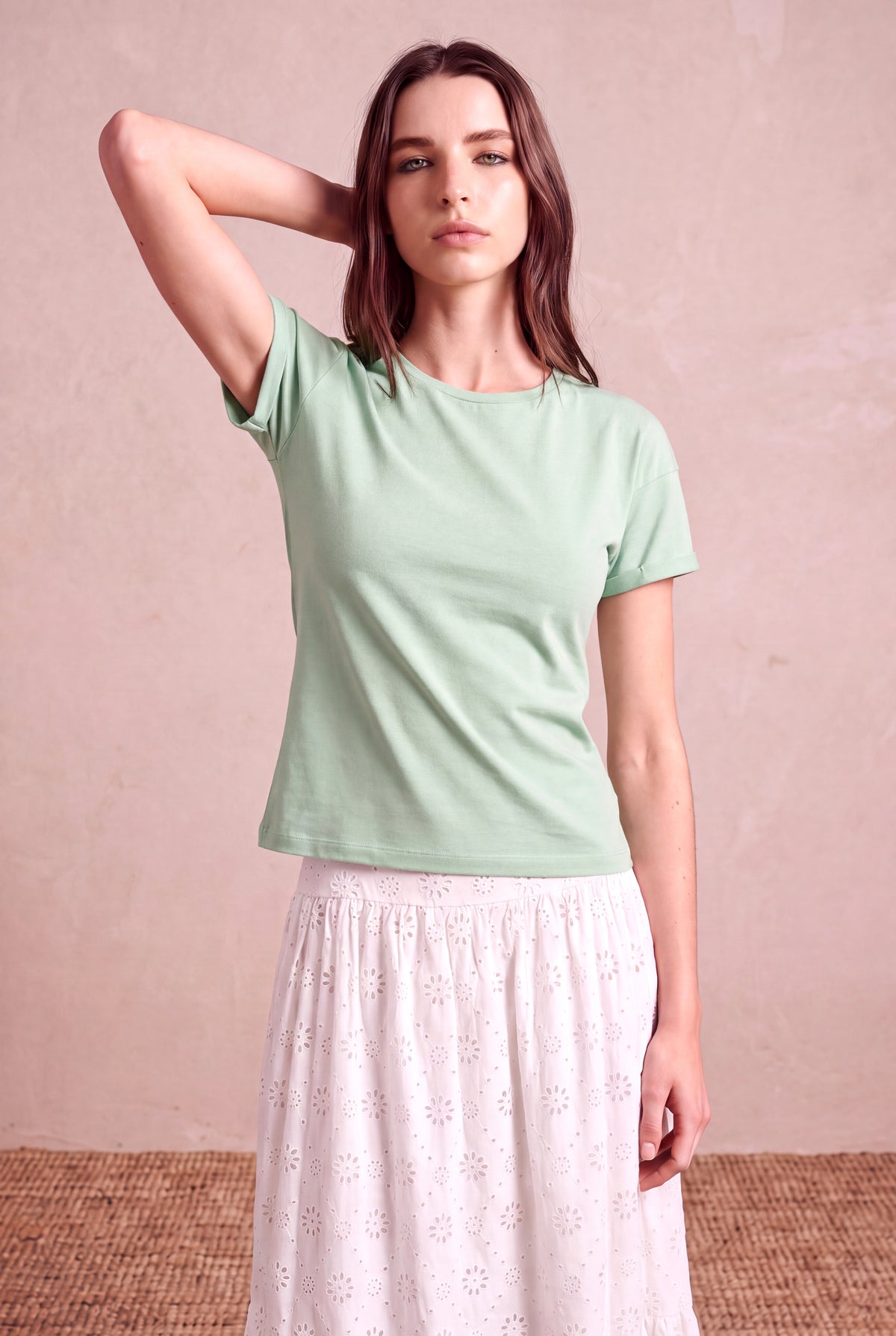 Kadın Modal / Pamuk Adaçayı Yeşil Katlamalı Kısa Kol Detaylı Düşük Omuz Bisiklet Yaka T-Shirt PALMA