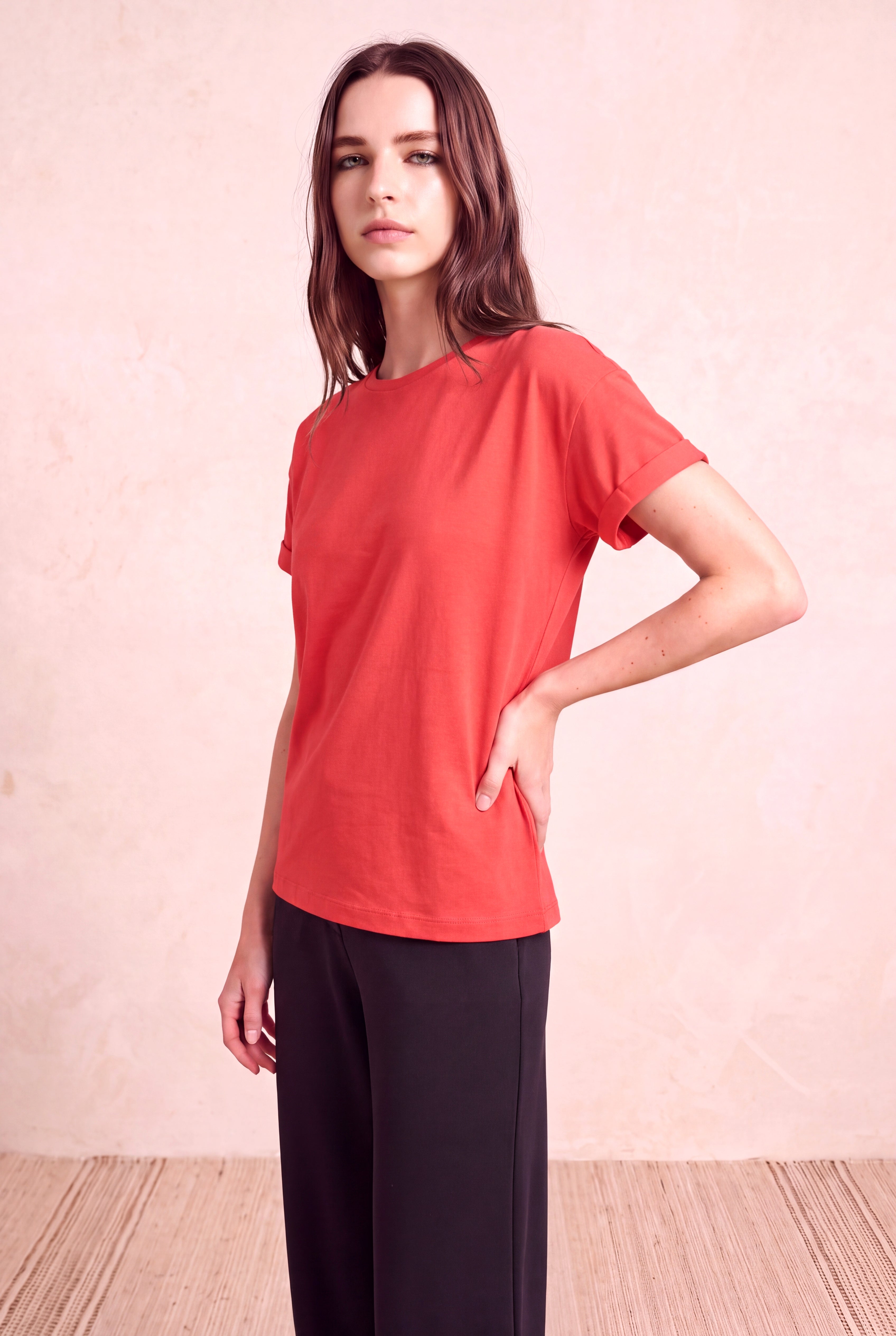 Kadın Modal / Pamuk Kiremit Kırmızısı Katlamalı Kısa Kol Detaylı Düşük Omuz Bisiklet Yaka T-Shirt PALMA