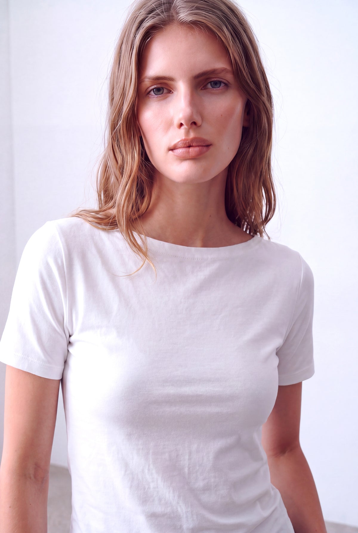 Beyaz Kadın Beyaz Pamuklu Kayık Yaka Kısa Kollu T-Shirt PAULINE - Top - Westmark London EU(TR) Store Organik Pamuklu Sürdürülebilir Moda