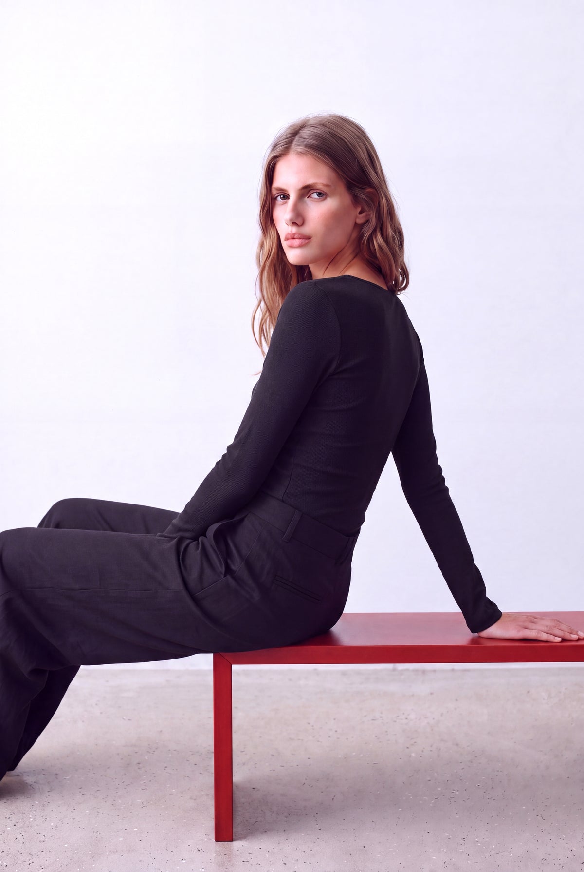 Siyah Kadın Siyah Pamuklu Kaşkorse Bisiklet Yaka Uzun Kollu Asimetrik Cut Out Detaylı Bluz ROMY - Top - Westmark London EU(TR) Store Organik Pamuklu Sürdürülebilir Moda
