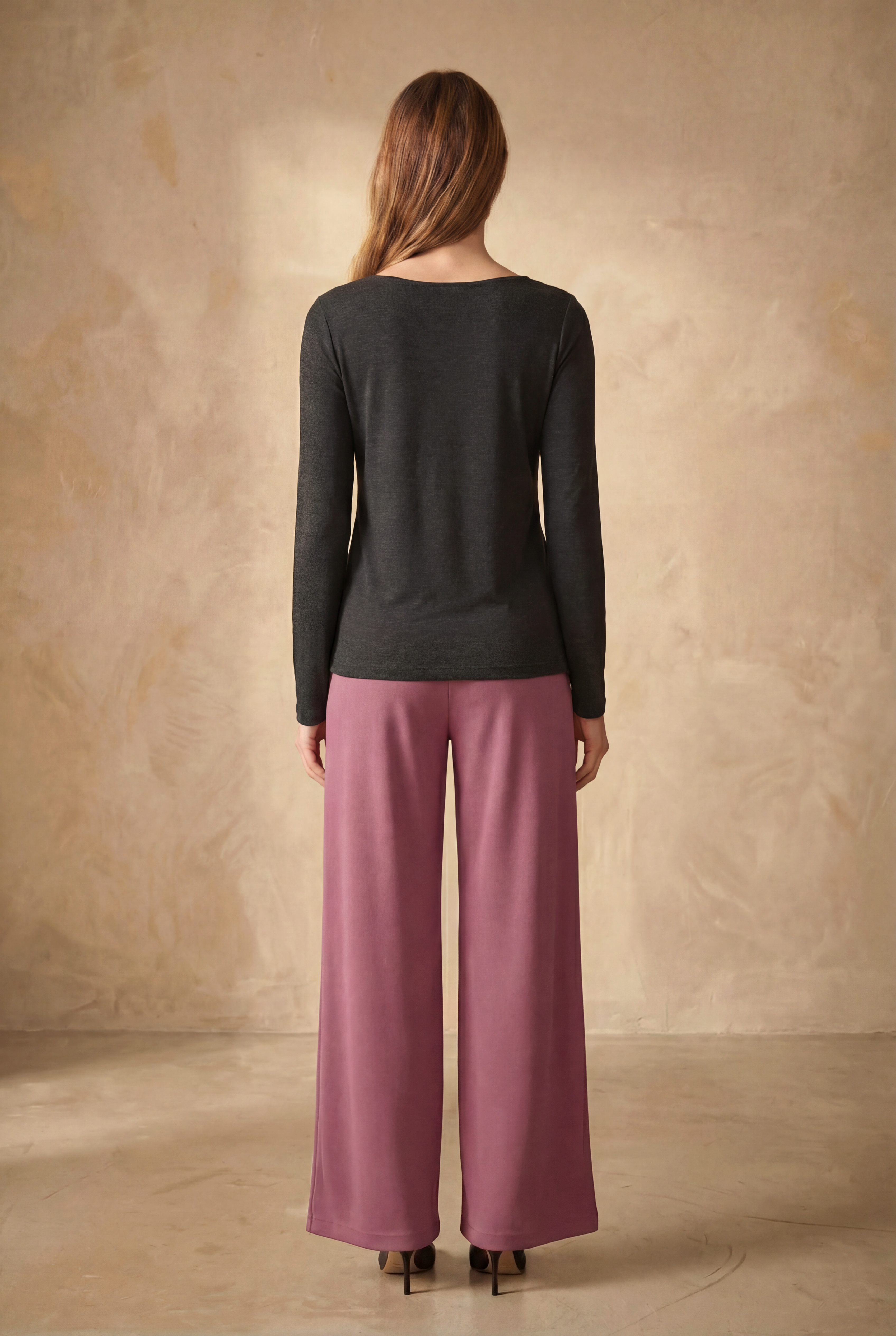 Siyah Kayık Yaka Uzun Kollu Kadın T-Shirt HEATHER TOP - T-Shirt - Westmark London EU(TR) Store Organik Pamuklu Sürdürülebilir Moda