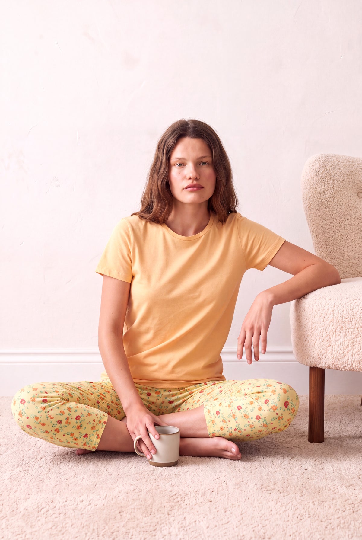 Kadın Pamuklu Turuncu Çiçek Desenli Kısa Kollu Bisiklet Yaka 3/4 Altlı Pijama Takım PJLINA