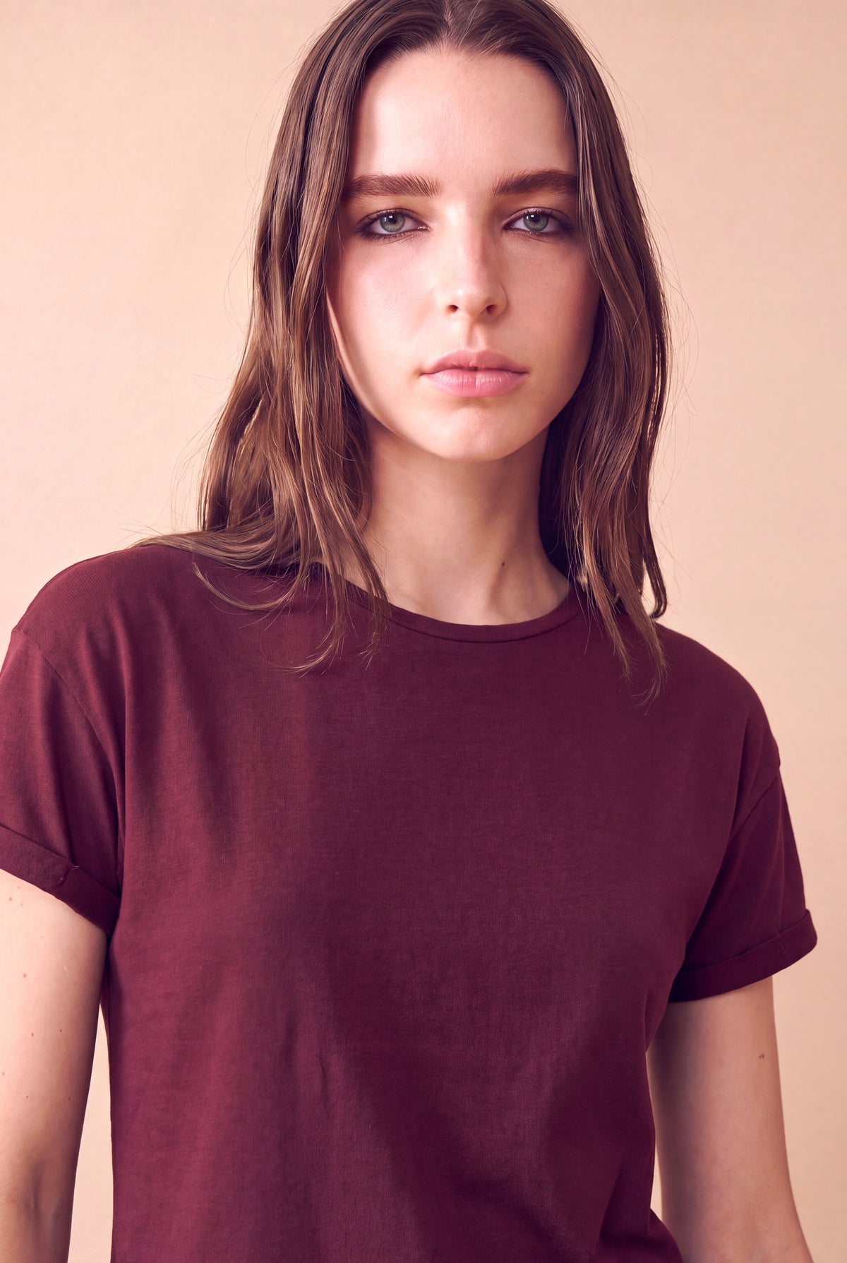 Kadın Modal / Pamuk Bordo Katlamalı Kısa Kol Detaylı Düşük Omuz Bisiklet Yaka T-Shirt PALMA