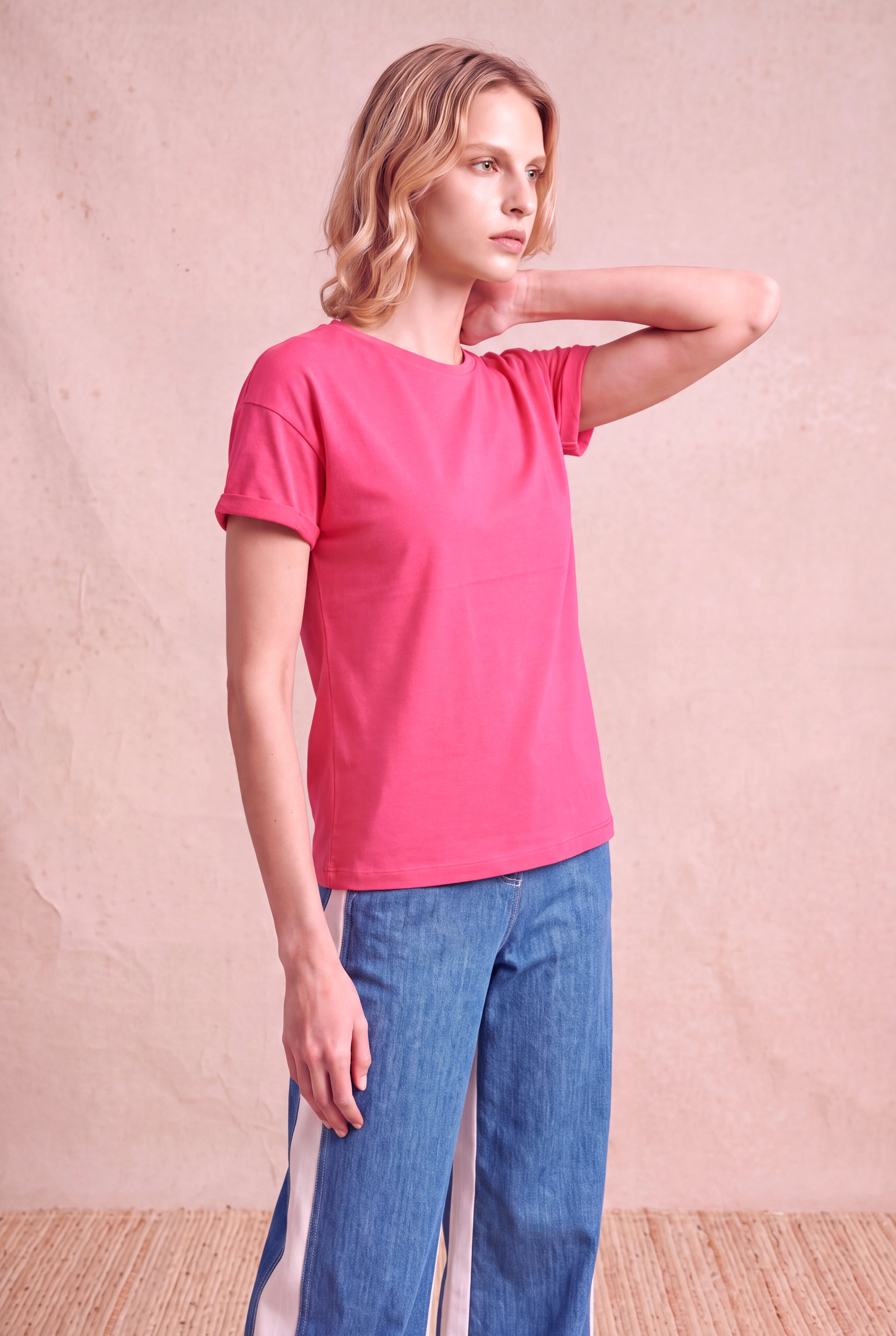 Kadın Pamuklu Fuşya Katlamalı Kısa Kol Detaylı Düşük Omuz Bisiklet Yaka T-Shirt PALMA