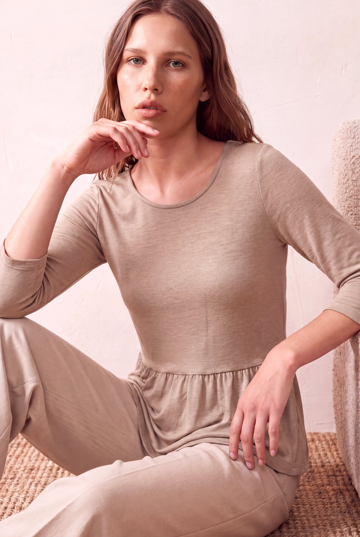 Kadın Viskon Karışımlı Doğal Bej Melanj 3/4 Kollu Bisiklet Yaka Eteği Büzgülü Bluz ESTHER - Top - Westmark London EU(TR) Store Organik Pamuklu Sürdürülebilir Moda