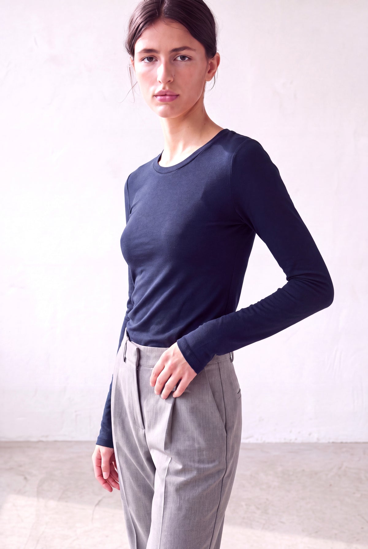 Lacivert Kadın Lacivert Viskon Karışımlı Bisiklet Yaka Uzun Kollu Esnek Kumaş Bluz COURTNEY - Top - Westmark London EU(TR) Store Organik Pamuklu Sürdürülebilir Moda