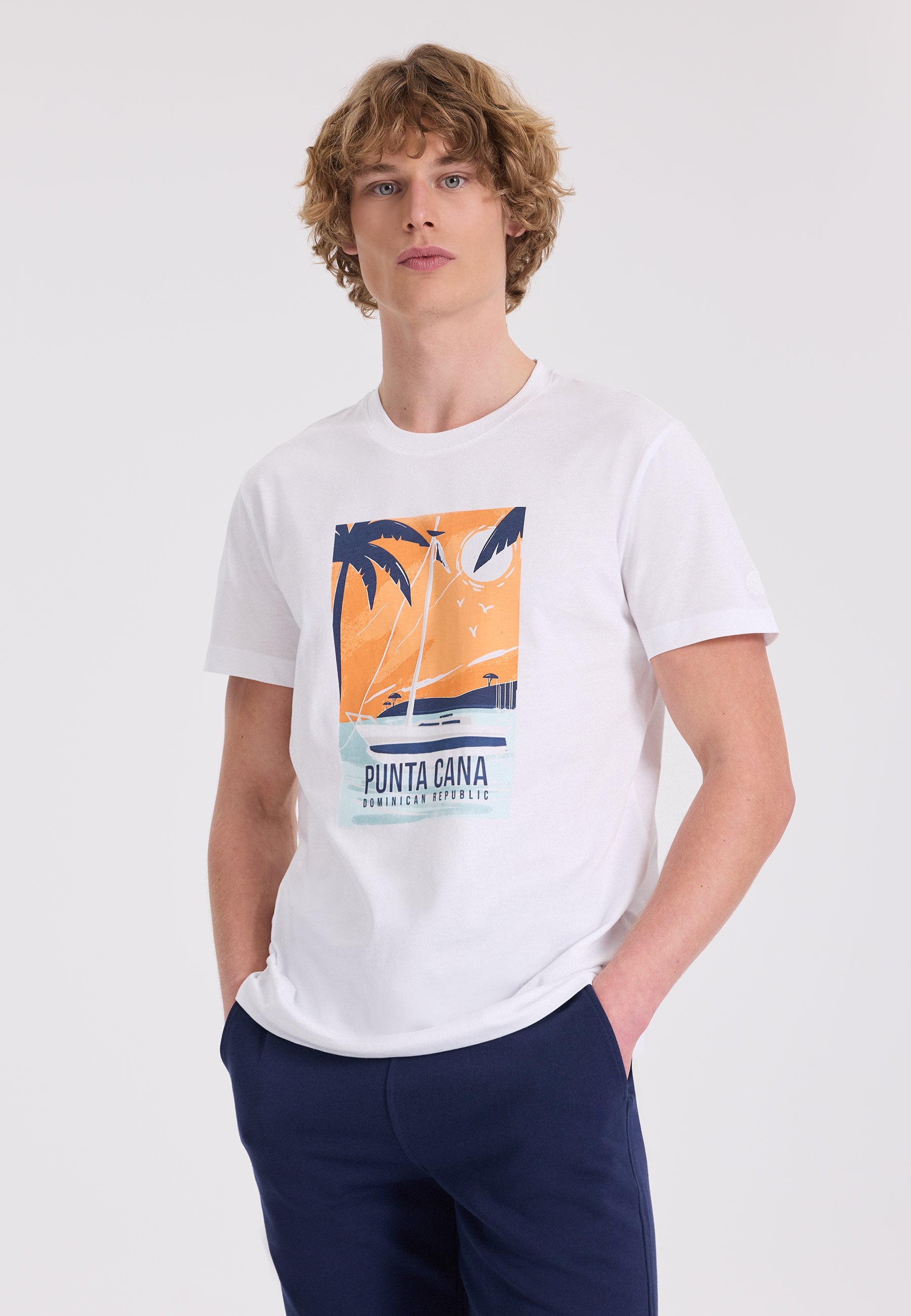 Beyaz Baskılı Bisiklet Yaka Pamuklu Regular Fit Erkek T-Shirt WMVACA PUNTA CANA - T-Shirt - Westmark London EU(TR) Store Organik Pamuklu Sürdürülebilir Moda