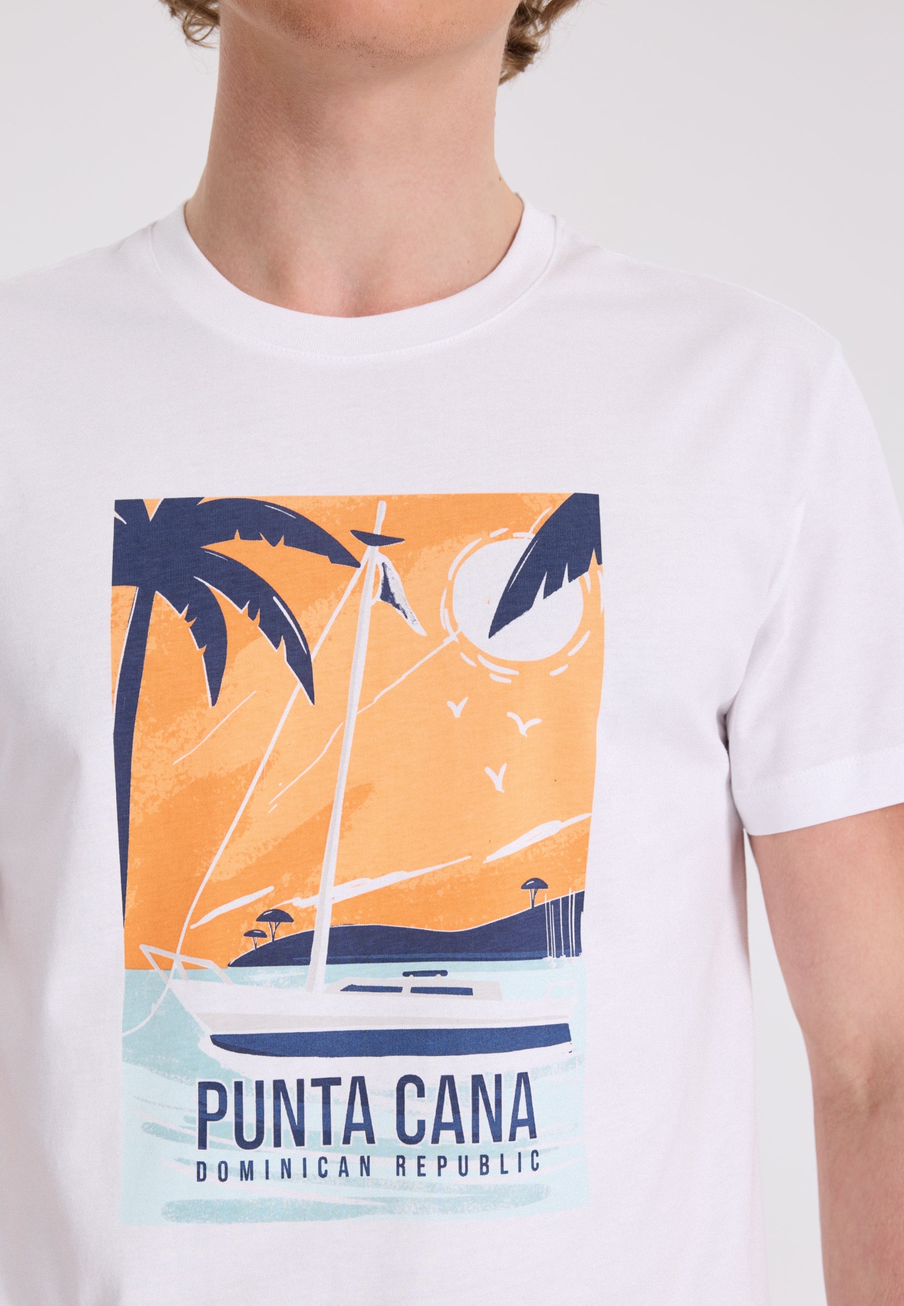 Beyaz Baskılı Bisiklet Yaka Pamuklu Regular Fit Erkek T-Shirt WMVACA PUNTA CANA - T-Shirt - Westmark London EU(TR) Store Organik Pamuklu Sürdürülebilir Moda