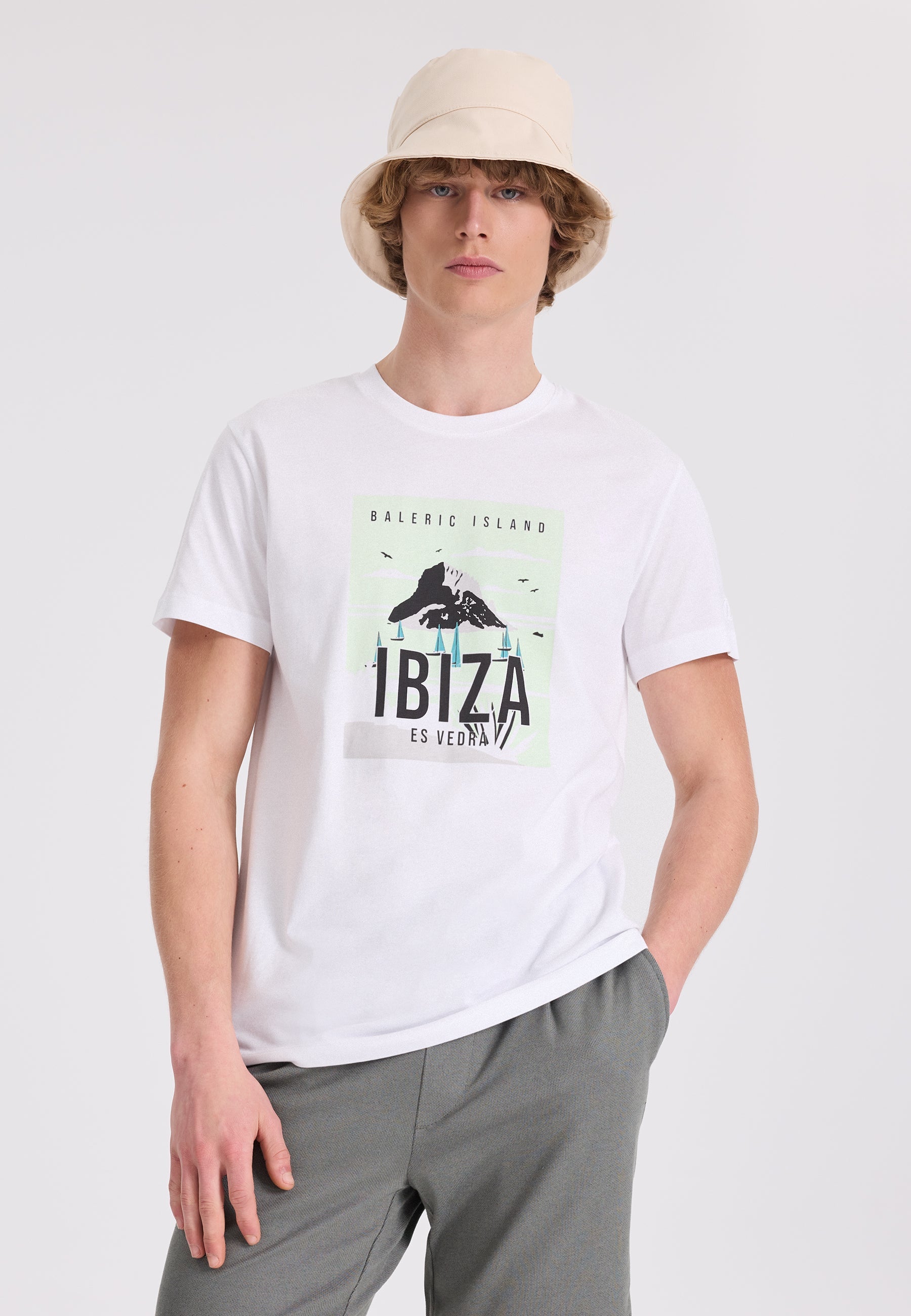 Beyaz Baskılı Bisiklet Yaka Pamuklu Regular Fit Erkek T-Shirt WMVACA IBIZA - T-Shirt - Westmark London EU(TR) Store Organik Pamuklu Sürdürülebilir Moda