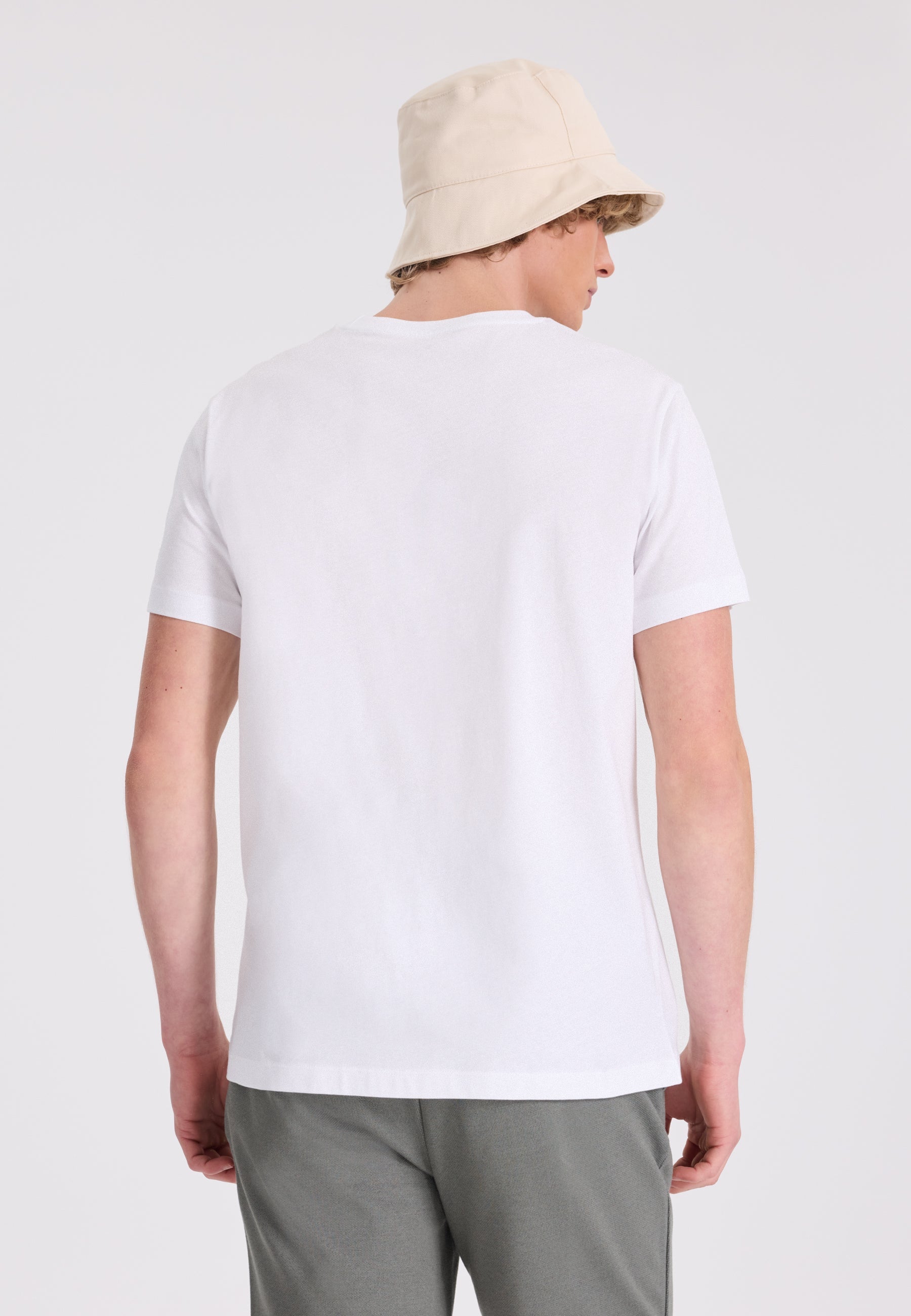 Beyaz Baskılı Bisiklet Yaka Pamuklu Regular Fit Erkek T-Shirt WMVACA IBIZA - T-Shirt - Westmark London EU(TR) Store Organik Pamuklu Sürdürülebilir Moda