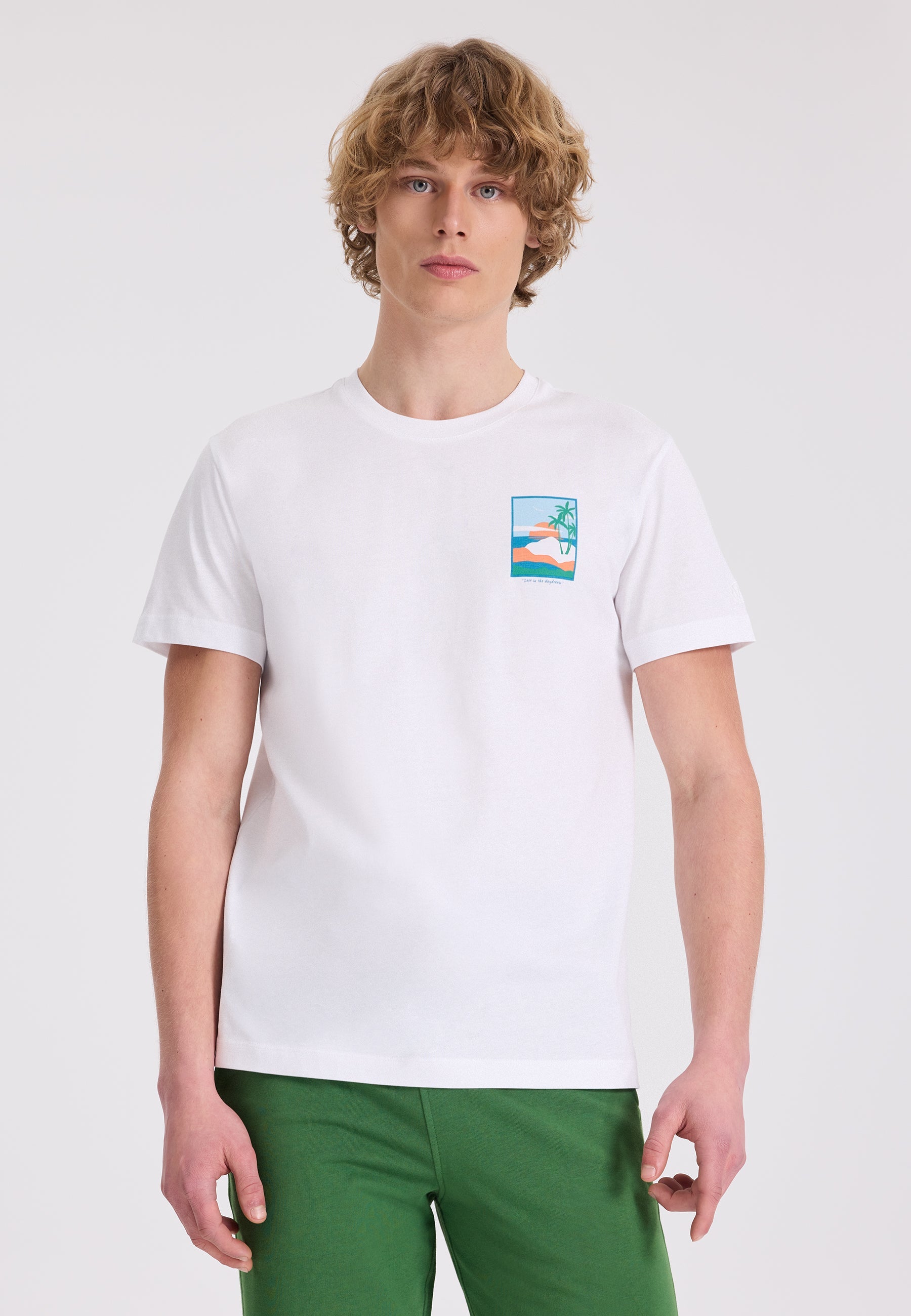 Beyaz Ön ve Arka Baskılı Bisiklet Yaka Pamuklu Regular Fit Erkek T-Shirt WMBACK SUNSET - T-Shirt - Westmark London EU(TR) Store Organik Pamuklu Sürdürülebilir Moda