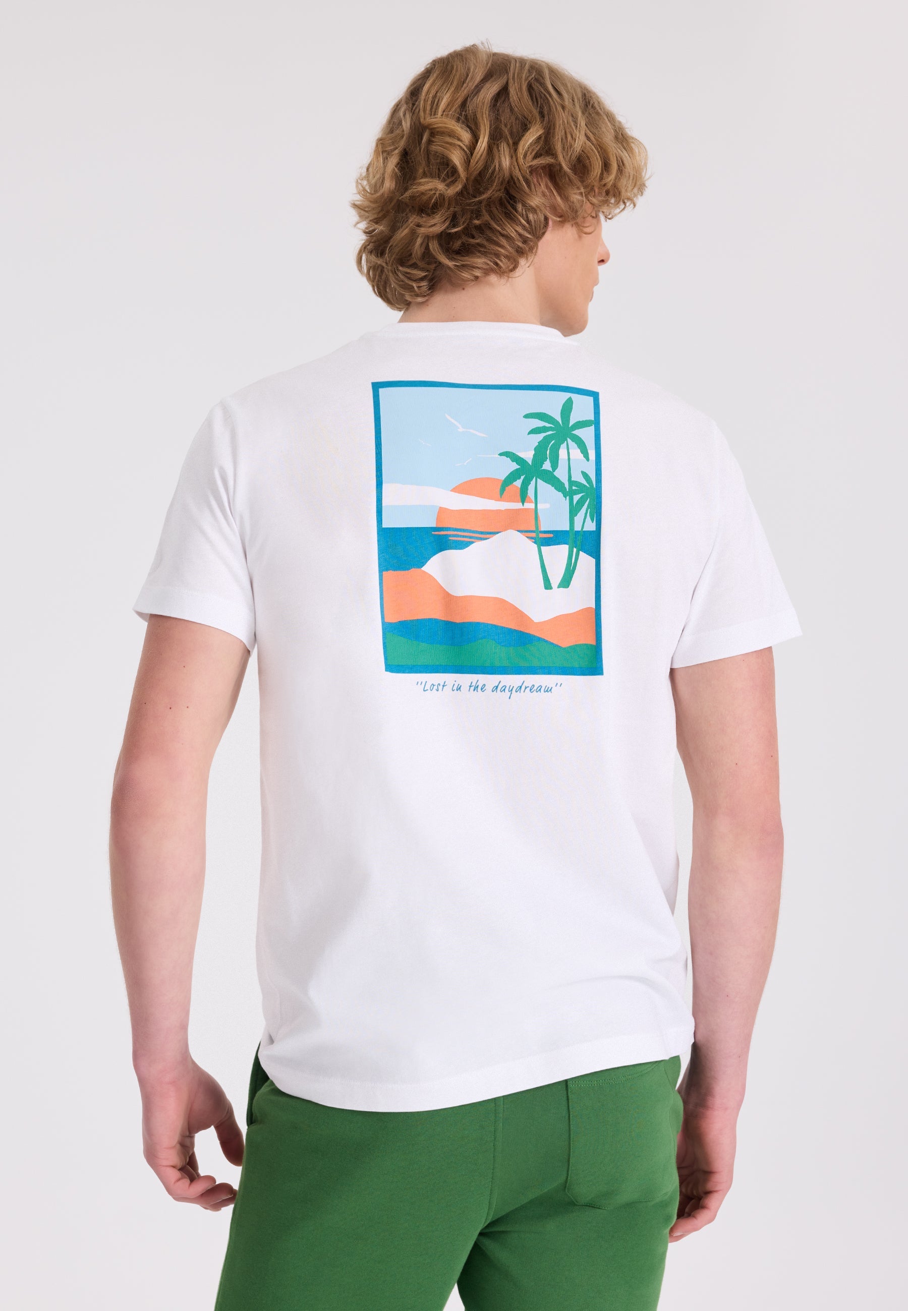 Beyaz Ön ve Arka Baskılı Bisiklet Yaka Pamuklu Regular Fit Erkek T-Shirt WMBACK SUNSET - T-Shirt - Westmark London EU(TR) Store Organik Pamuklu Sürdürülebilir Moda