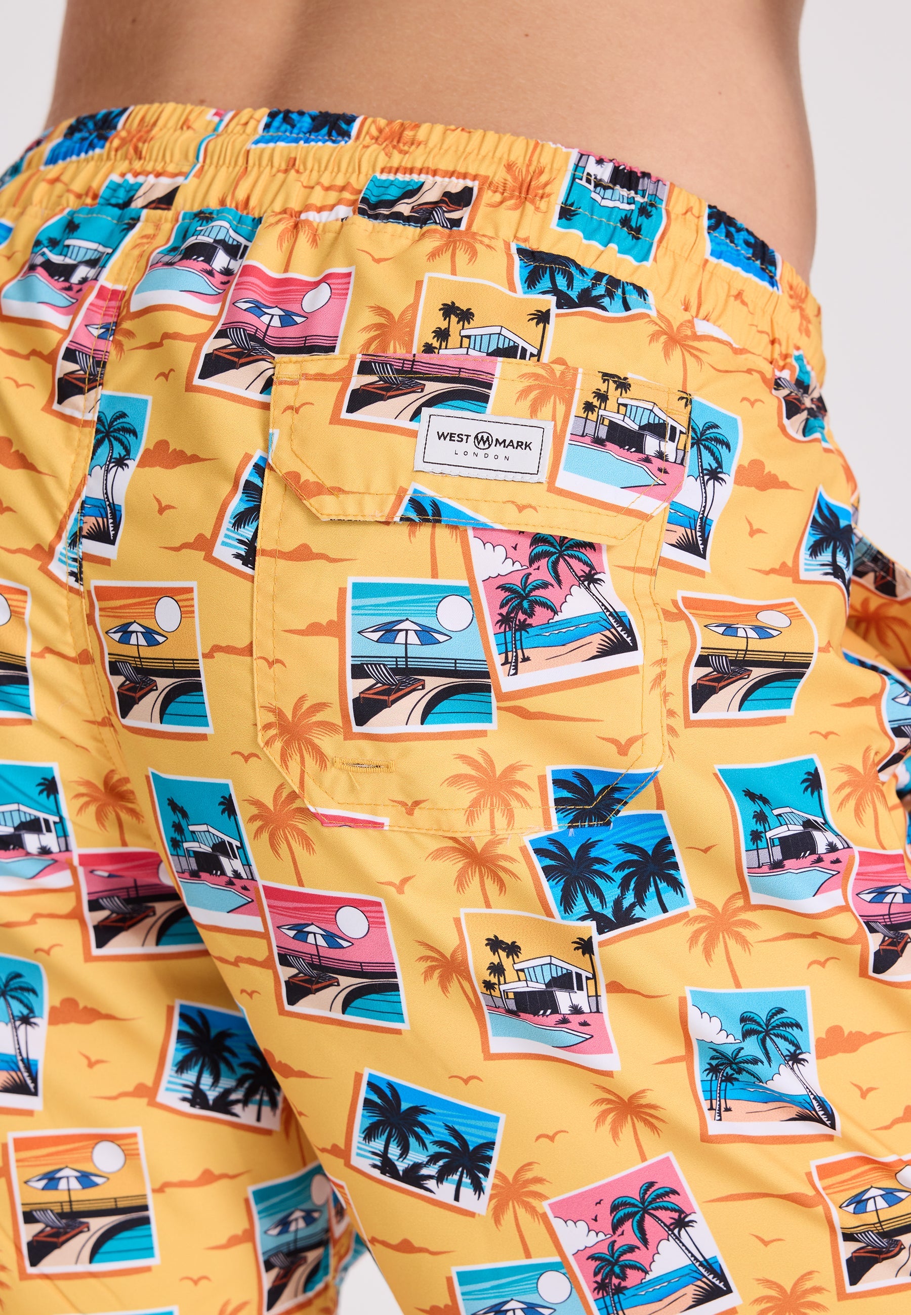Sarı Kartpostal Baskılı Regular Fit Erkek Deniz Şortu WMICON - Swim Shorts - Westmark London EU(TR) Store Organik Pamuklu Sürdürülebilir Moda