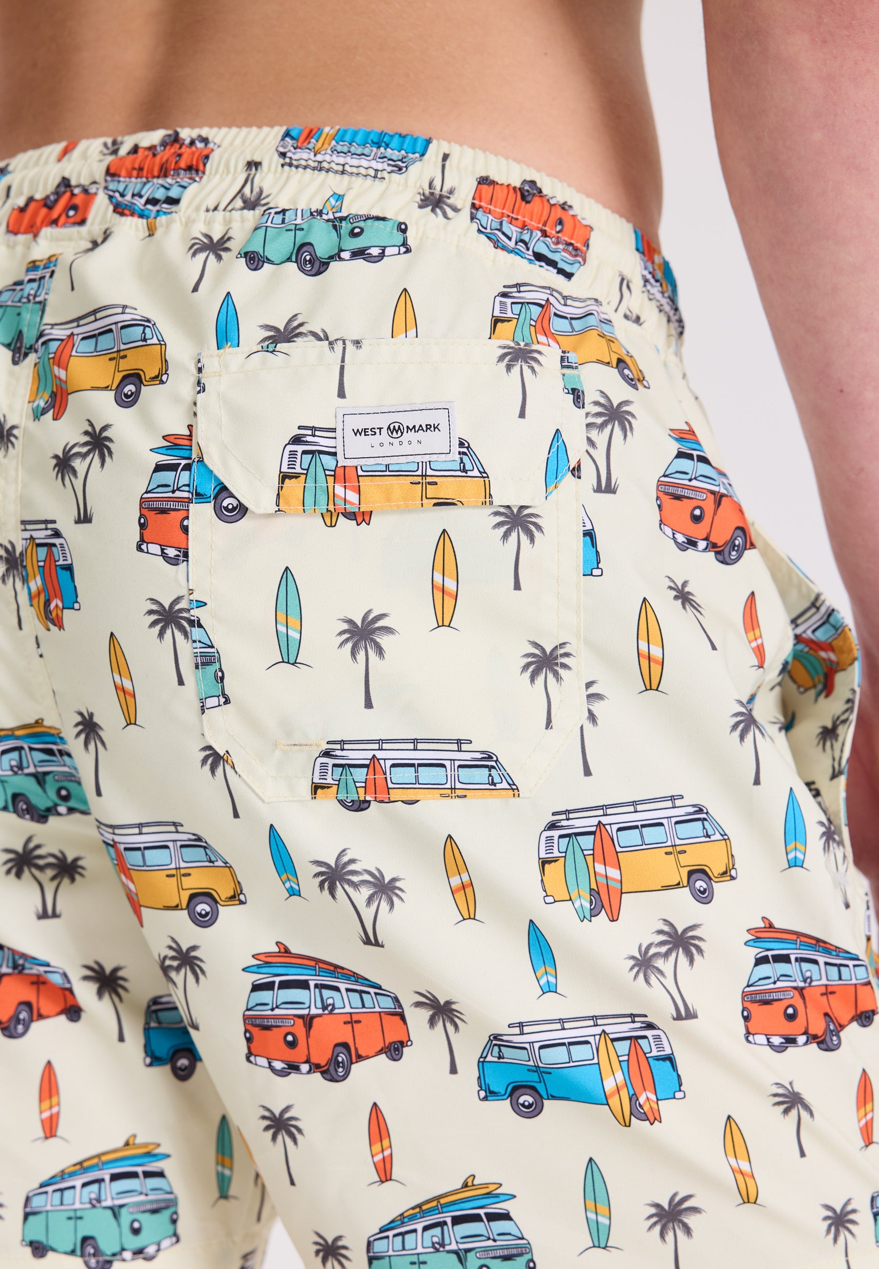 Beyaz Minivan Baskılı Regular Fit Erkek Deniz Şortu WMICON - Swim Shorts - Westmark London EU(TR) Store Organik Pamuklu Sürdürülebilir Moda