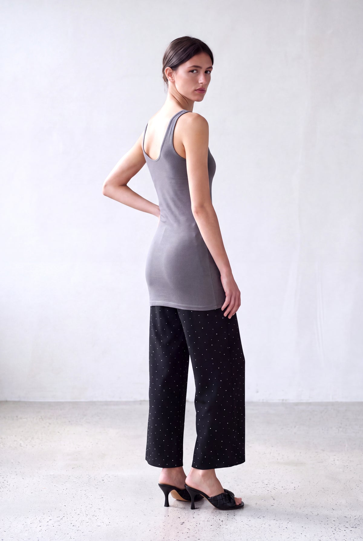 Koyu Gri Kadın Koyu Gri Süprem Bisiklet Yaka Kolsuz Uzun Üst PAIGE - Top - Westmark London EU(TR) Store Organik Pamuklu Sürdürülebilir Moda