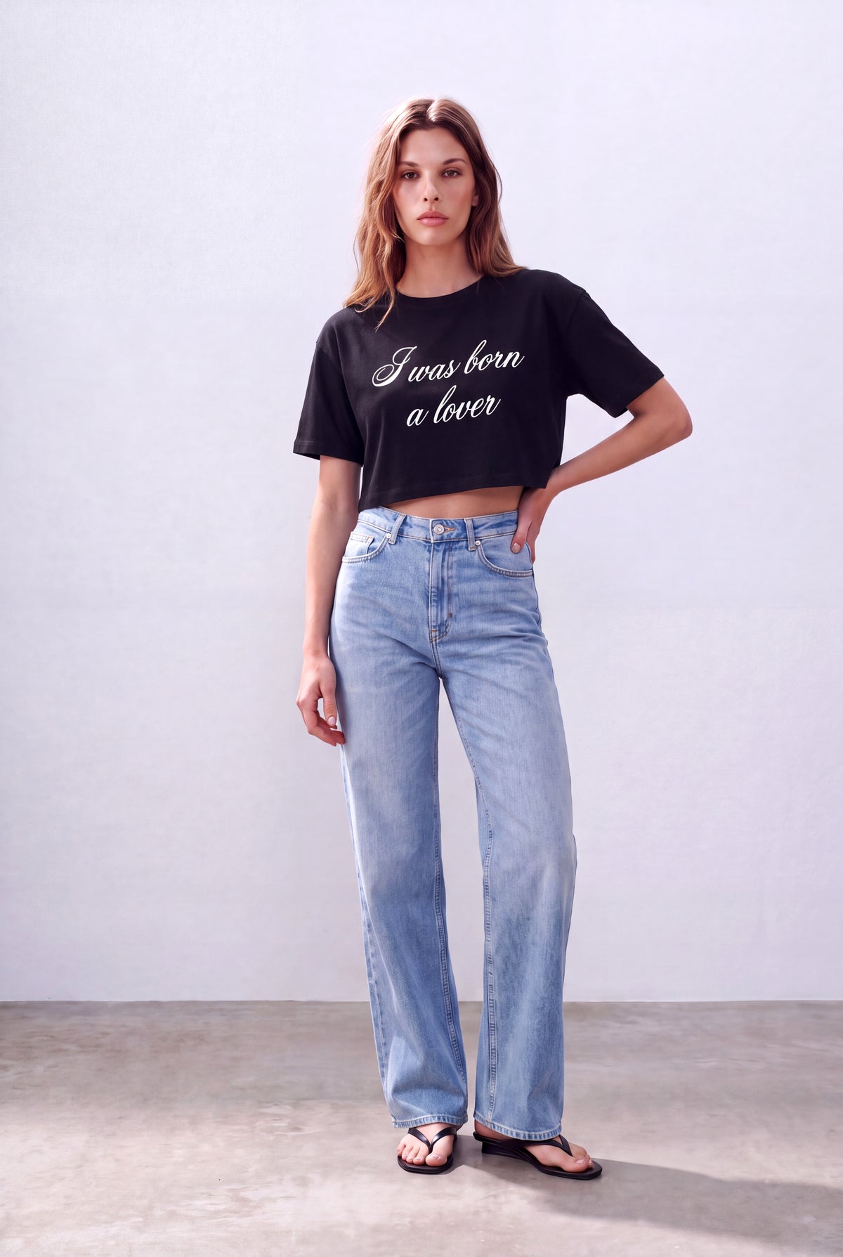 Siyah Kadın Siyah %100 Pamuk İnterlok Bisiklet Yaka 2/4 Kol Düşük Omuzlu Baskılı Crop T-Shirt IONA - Top - Westmark London EU(TR) Store Organik Pamuklu Sürdürülebilir Moda