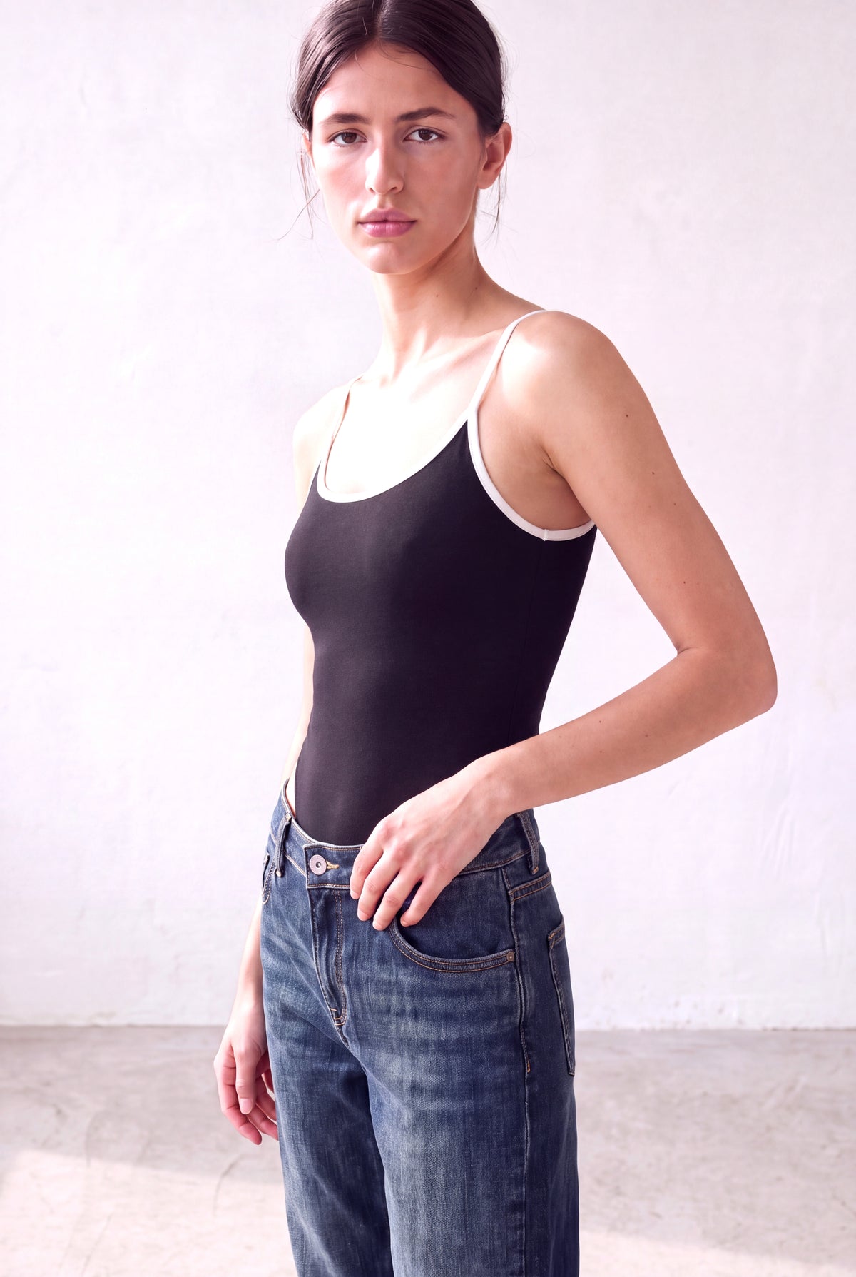 Siyah Kadın Siyah Pamuklu Askılı Kolsuz Renkli Biyeli Body PHOEBE - Bodysuit - Westmark London EU(TR) Store Organik Pamuklu Sürdürülebilir Moda