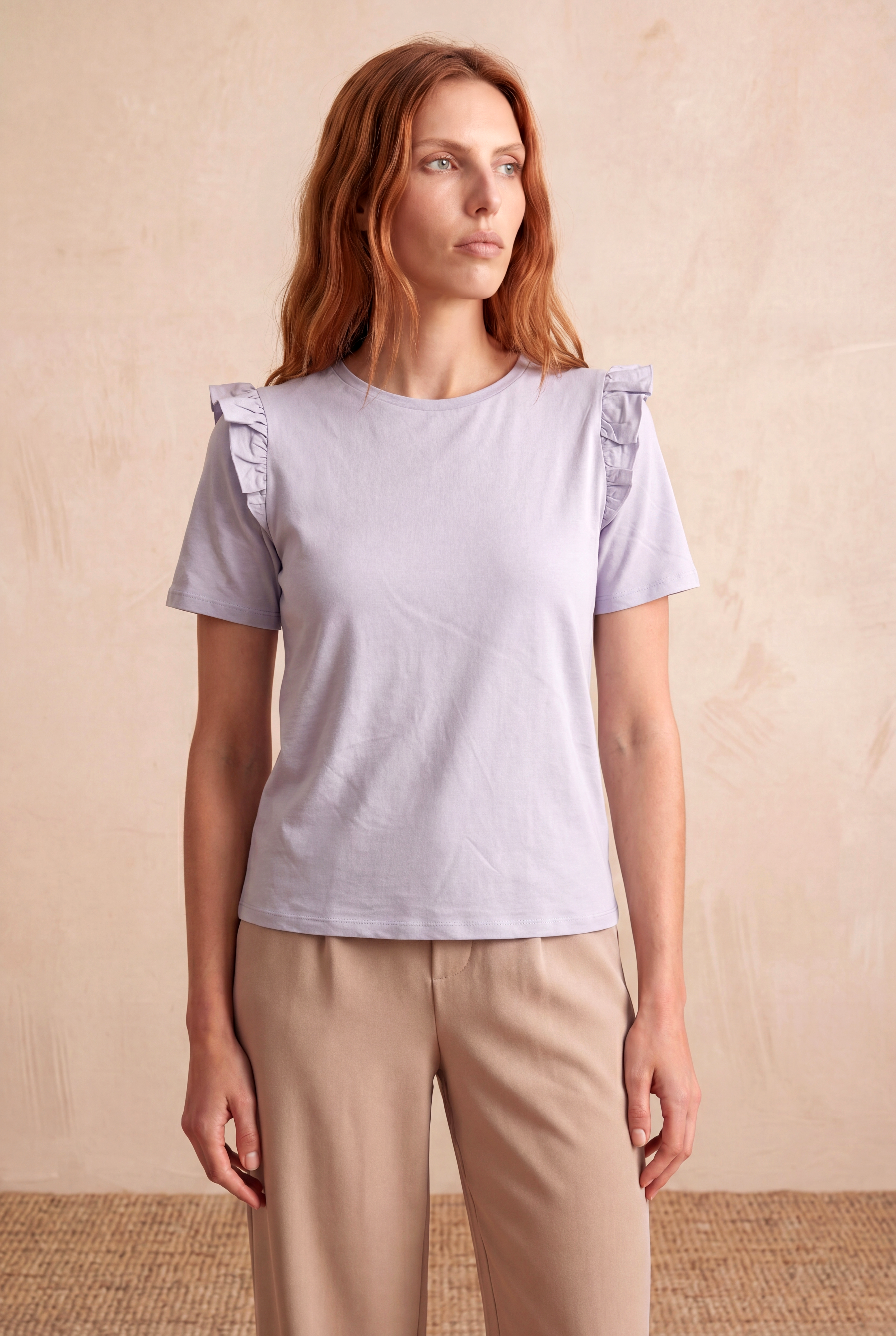 Kadın Lila %100 Pamuk Regular Fit Bisiklet Yaka Kısa Kollu Fırfır Omuz Detaylı T-Shirt TERESA