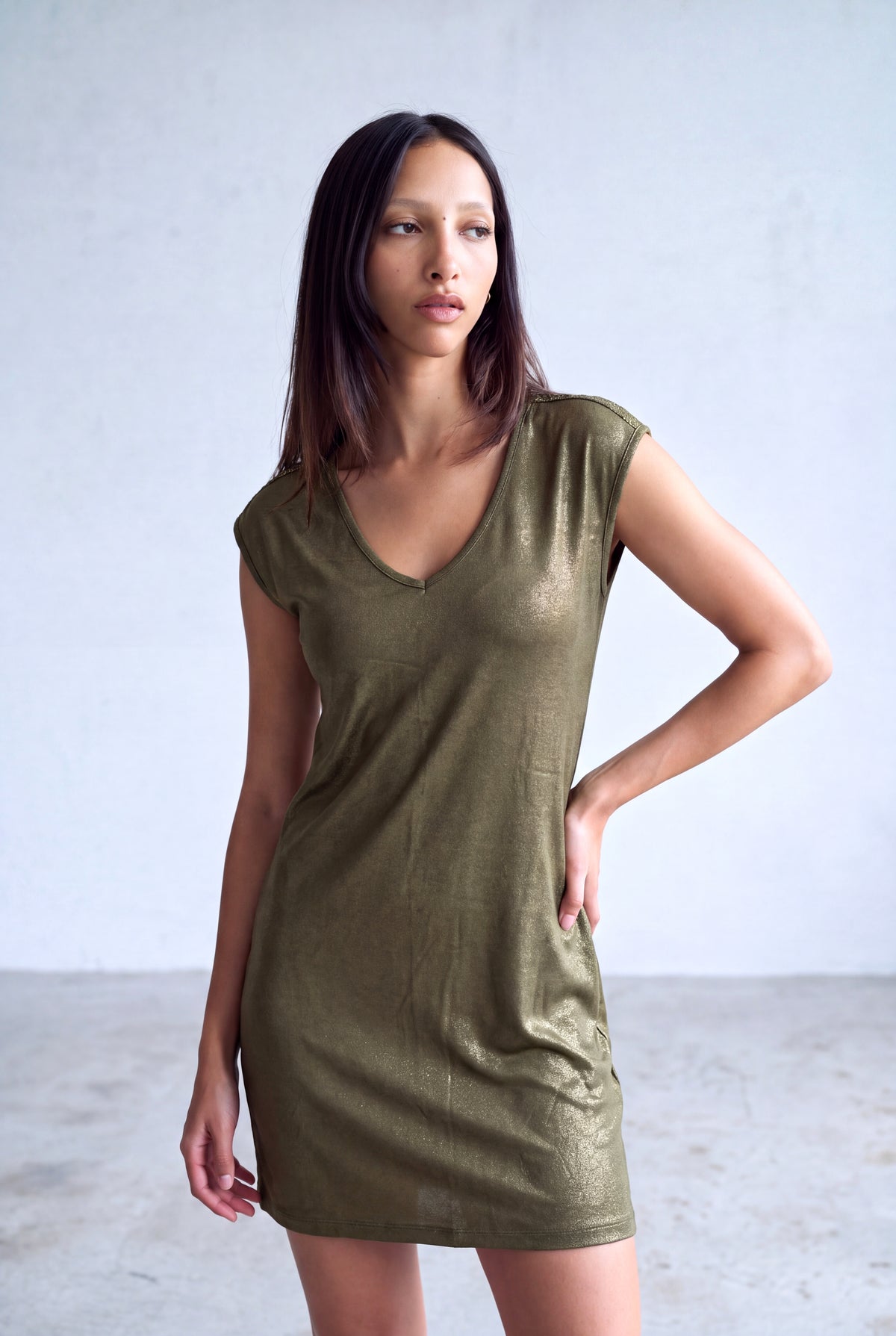 Simli Haki Kadın Simli Haki Modal V Yaka Düşük Omuz Kolsuz Omuzda Şerit Detaylı Elbise MARIE - Dress - Westmark London EU(TR) Store Organik Pamuklu Sürdürülebilir Moda