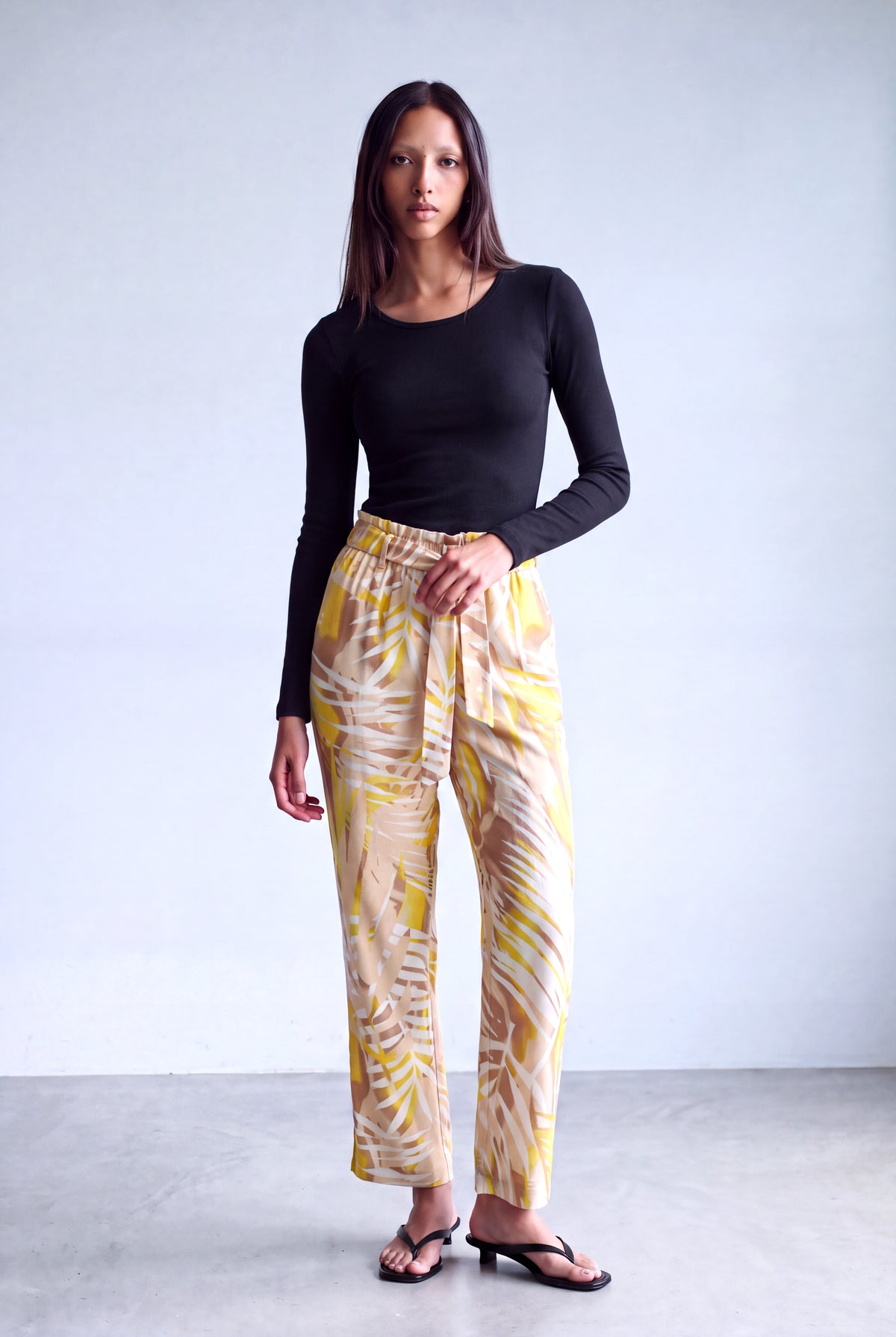 Siyah Kadın Siyah Pamuklu Bisiklet Yaka Uzun Kollu Bluz TALIA - Top - Westmark London EU(TR) Store Organik Pamuklu Sürdürülebilir Moda