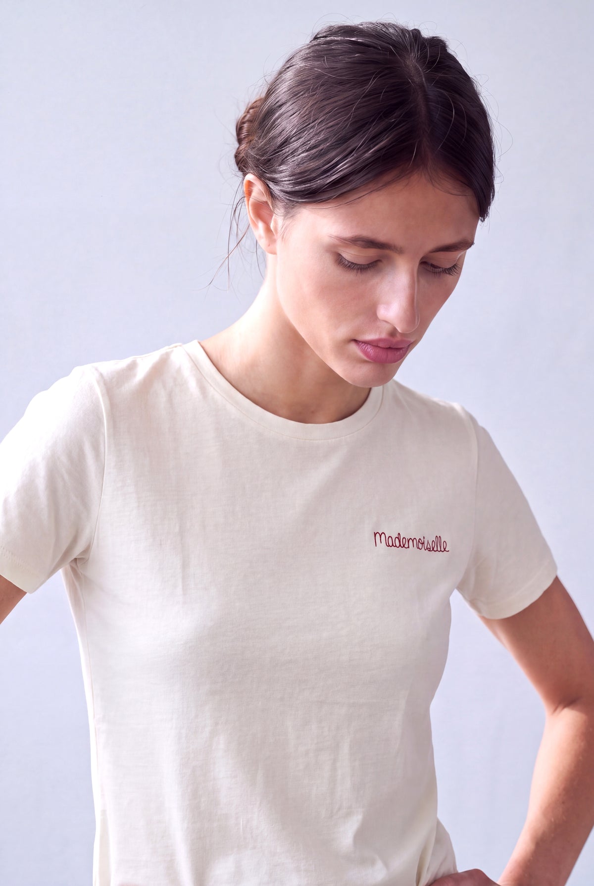 Beyaz Kadın Beyaz Pamuklu Bisiklet Yaka Kısa Kollu Nakış Detaylı Nakış Detaylı T-Shirt FIONA - Top - Westmark London EU(TR) Store Organik Pamuklu Sürdürülebilir Moda
