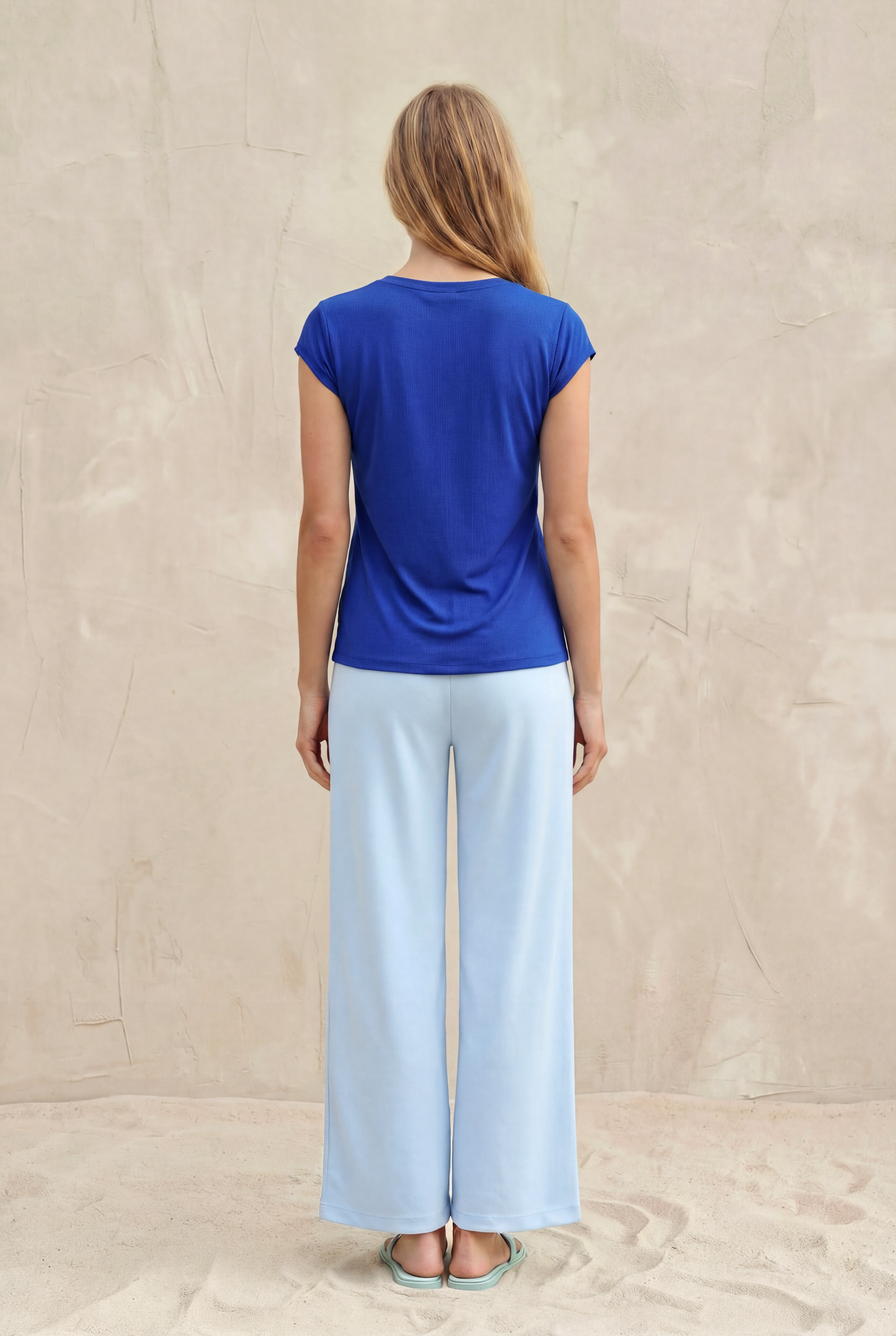 Koyu Mavi Bisiklet Yaka Pamuklu Kadın Kısa Kollu T-Shirt BETTY O-NECK TOP - T-Shirt - Westmark London EU(TR) Store Organik Pamuklu Sürdürülebilir Moda