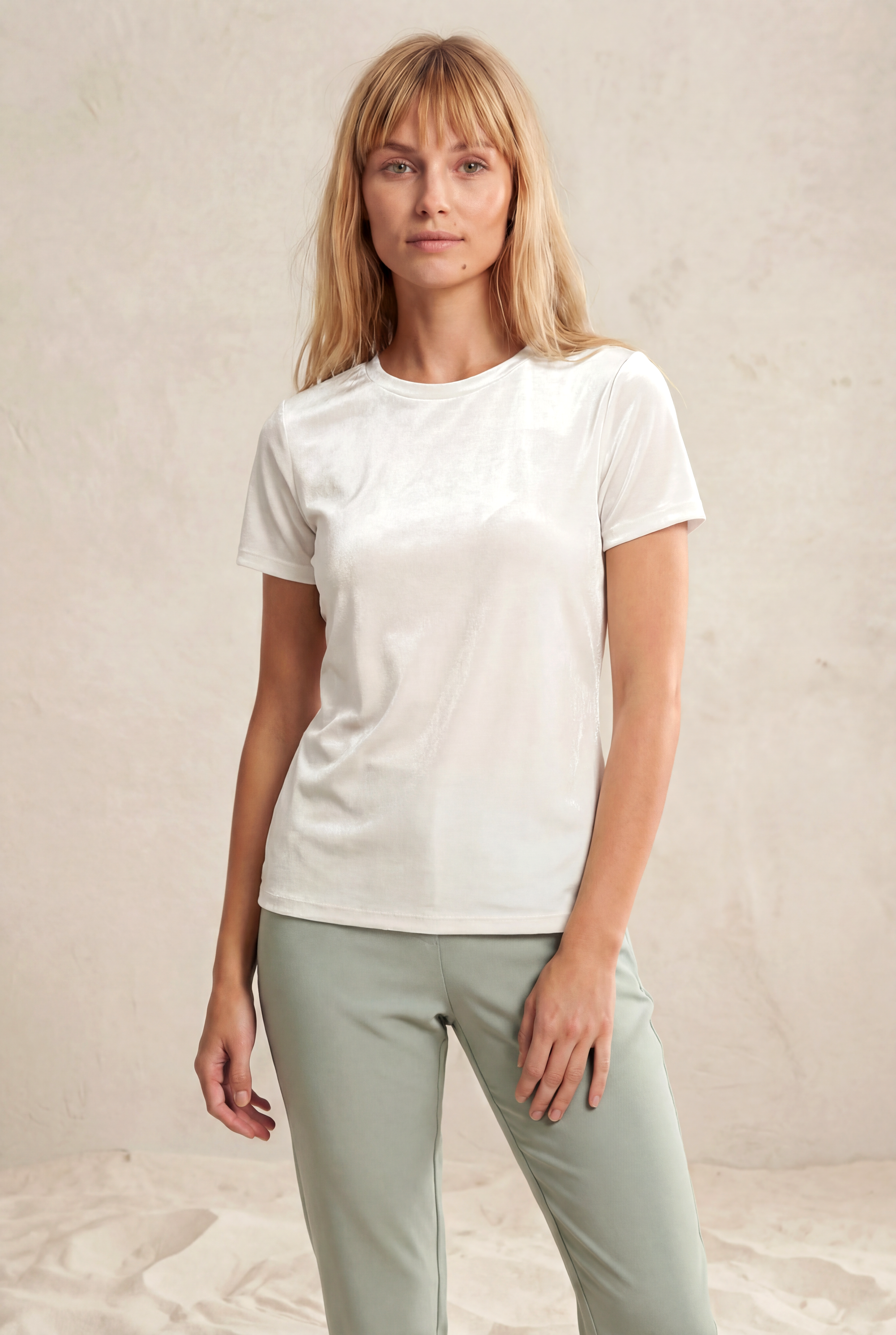 Beyaz Bisiklet Yaka Pamuklu Kadın Kısa Kollu T-Shirt BETTY O-NECK TOP - T-Shirt - Westmark London EU(TR) Store Organik Pamuklu Sürdürülebilir Moda