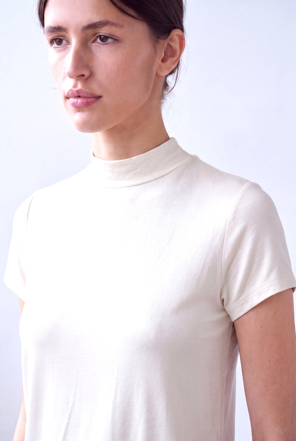 Kırık Beyaz Kadın Kırık Beyaz Viskon Yarım Balıkçı Yaka Kısa Kollu Duble Kol Detaylı Bluz DONNA - Top - Westmark London EU(TR) Store Organik Pamuklu Sürdürülebilir Moda