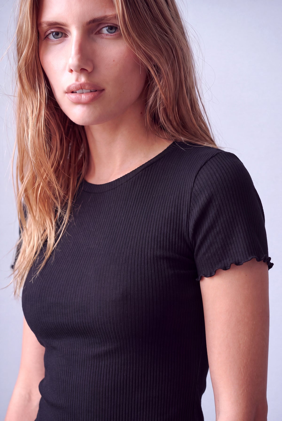 Siyah Kadın Siyah Viskonlu Kaşkorse Bisiklet Yaka Kısa Kollu Etek Ve Kol Ucu Fırfırlı Bluz SABRINA - Top - Westmark London EU(TR) Store Organik Pamuklu Sürdürülebilir Moda