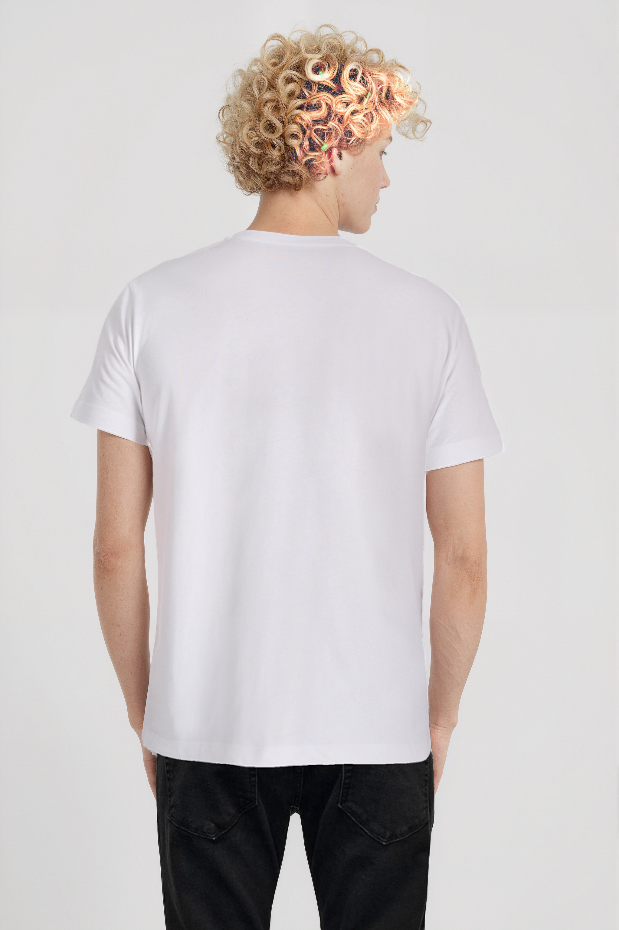 Beyaz Bisiklet Yaka Kısa Kollu Erkek T-Shirt WILLIAM - T-Shirt - Westmark London EU(TR) Store Organik Pamuklu Sürdürülebilir Moda