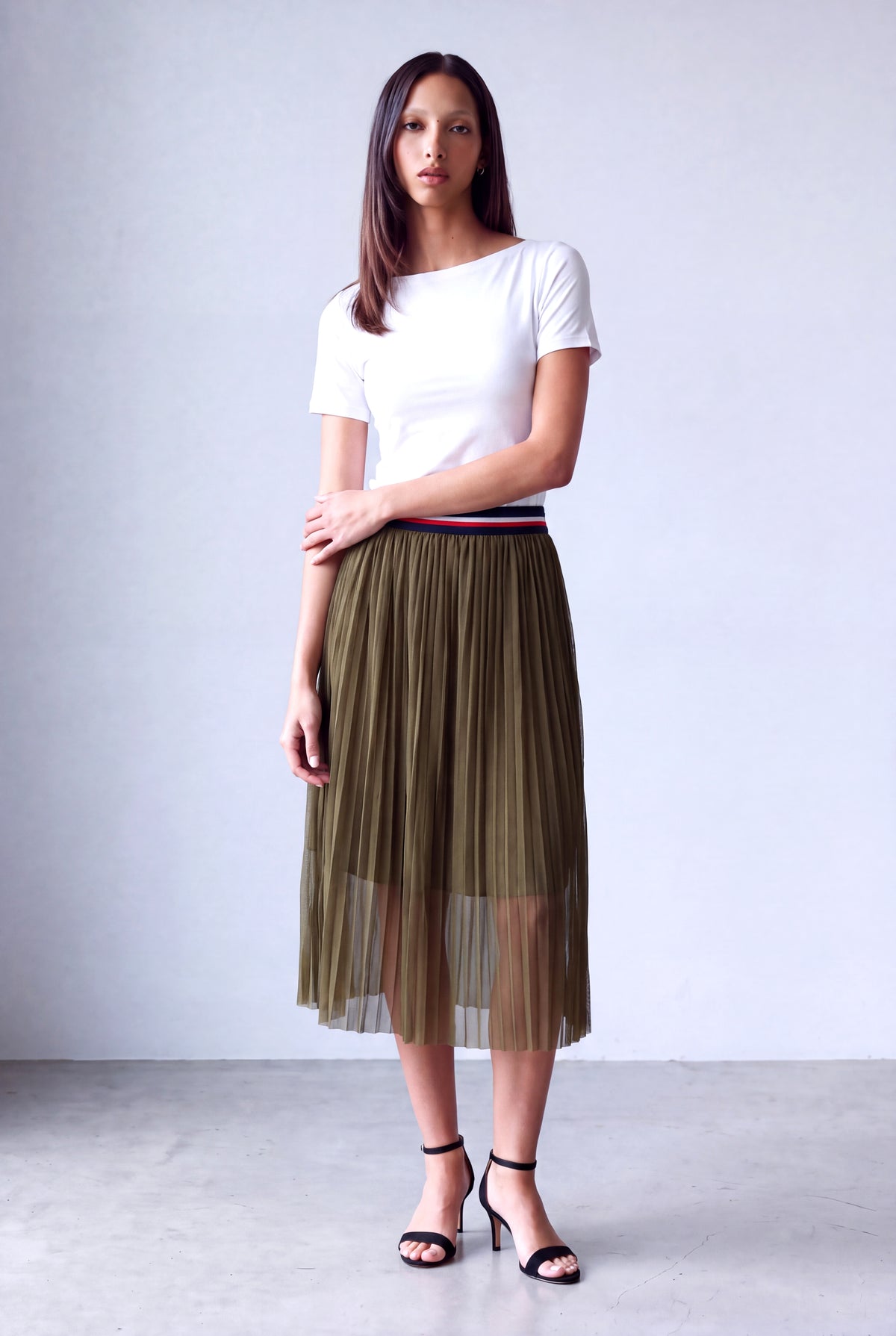 Haki Kadın Haki Piliseli Tül Renkli Lastik Bel Astarlı Midi Etek HOLLY - Skirt - Westmark London EU(TR) Store Organik Pamuklu Sürdürülebilir Moda