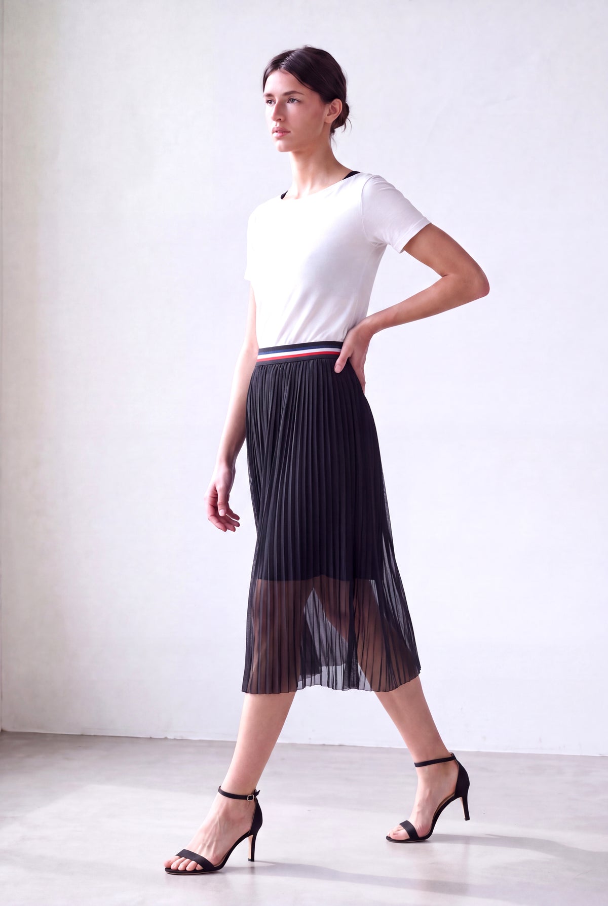 Siyah Kadın Siyah Piliseli Tül Renkli Lastik Bel Astarlı Midi Etek HOLLY - Skirt - Westmark London EU(TR) Store Organik Pamuklu Sürdürülebilir Moda