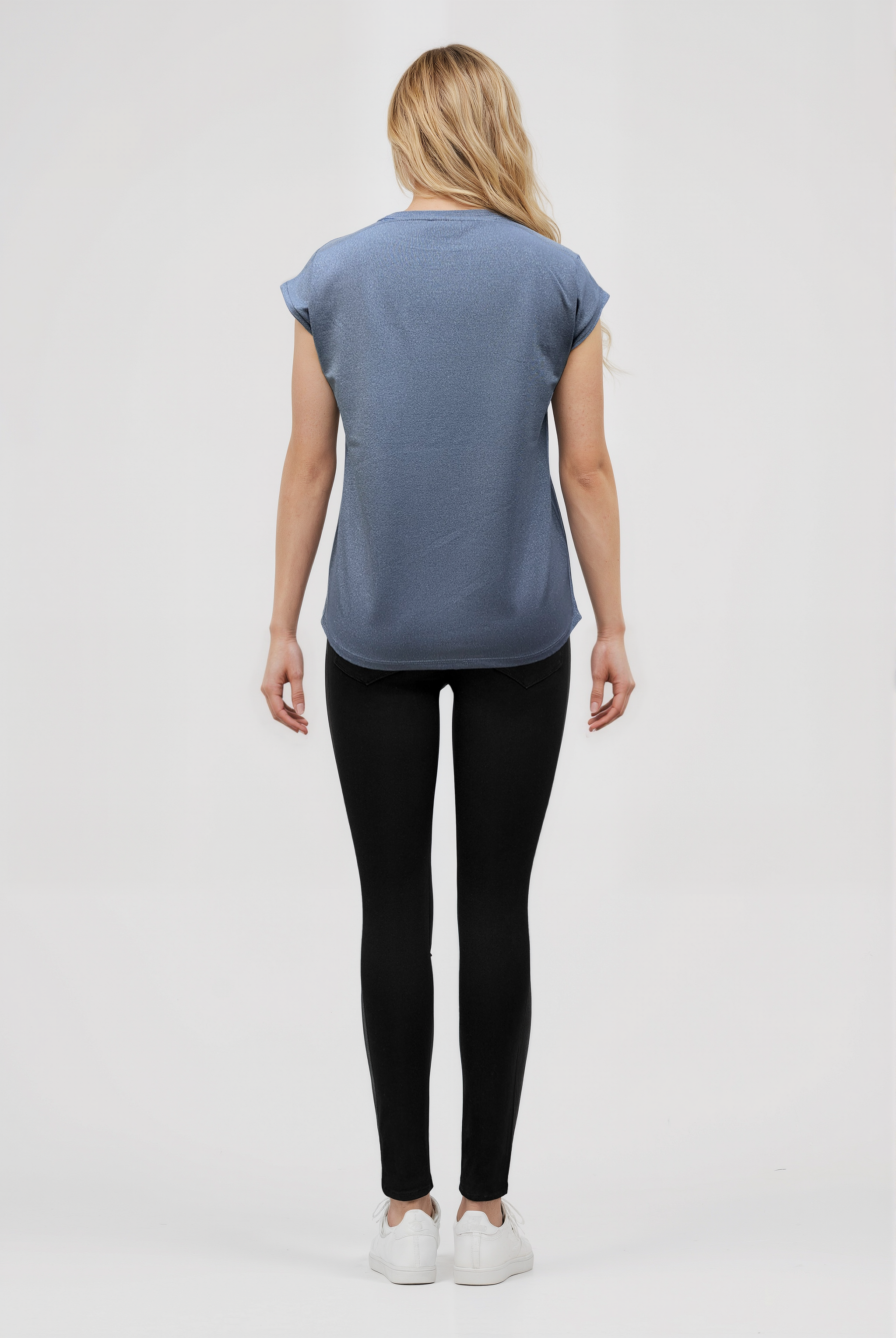 Gümüş Bisiklet Yaka Simli Kısa Kollu Kadın T-Shirt SKY GLITTER S/S TOP - T-Shirt - Westmark London EU(TR) Store Organik Pamuklu Sürdürülebilir Moda