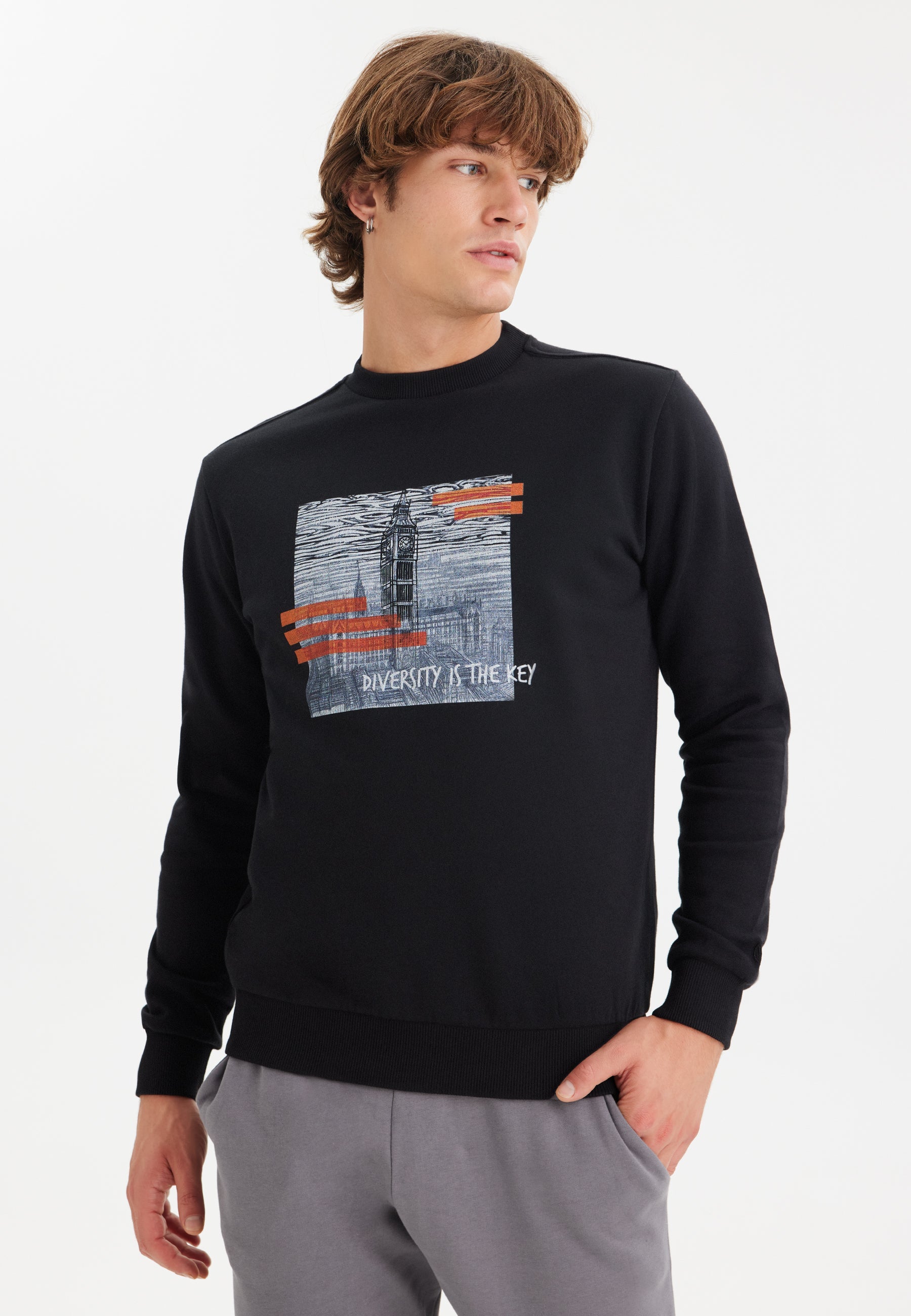 Siyah Baskılı Bisiklet Yaka Pamuklu Regular Fit Erkek Sweatshirt WMLONDON DIVERSITY - Sweatshirt - Westmark London EU(TR) Store Organik Pamuklu Sürdürülebilir Moda