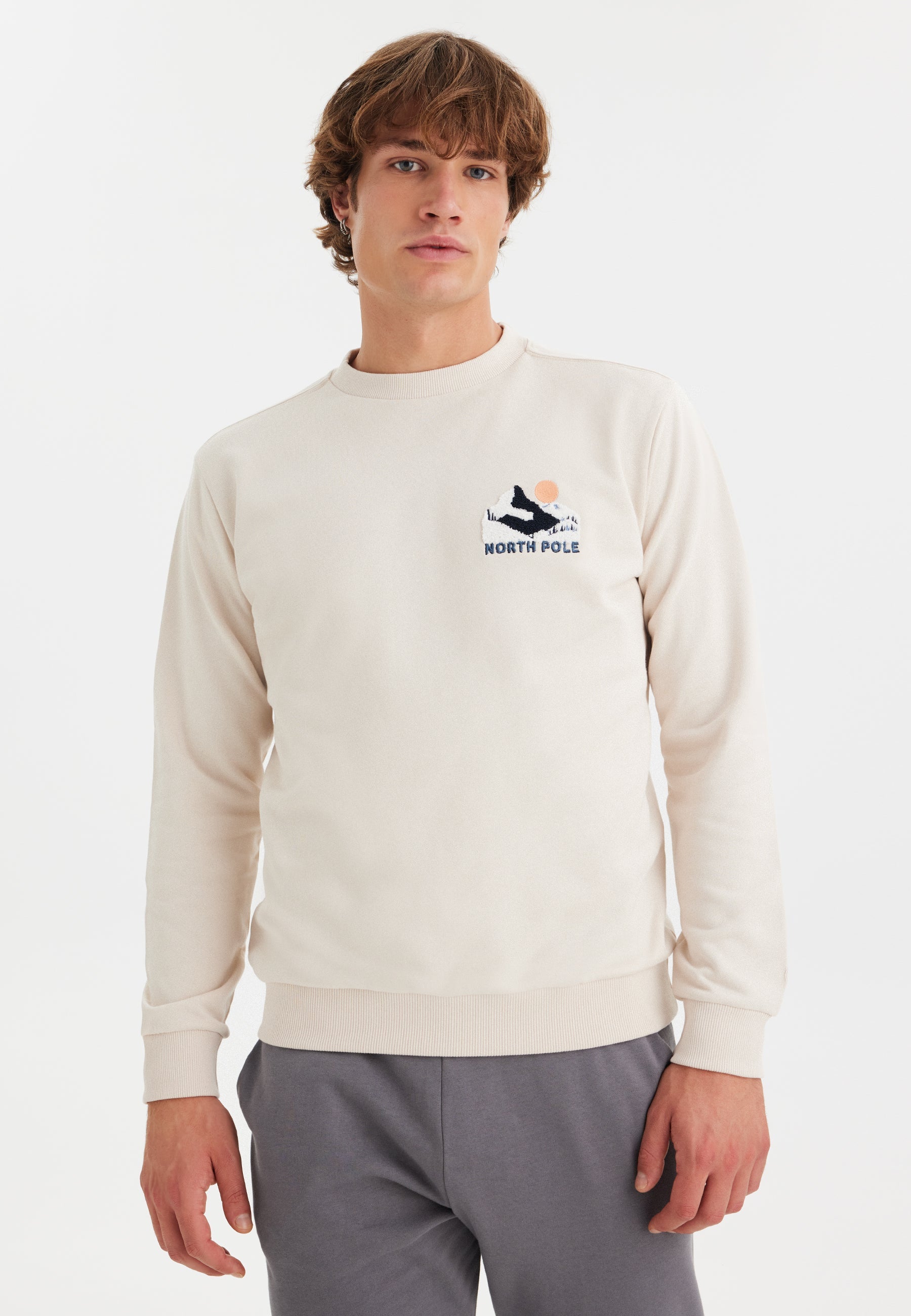 Beyaz Baskılı Bisiklet Yaka Pamuklu Regular Fit Erkek Sweatshirt WMDESTINATION POLE - Sweatshirt - Westmark London EU(TR) Store Organik Pamuklu Sürdürülebilir Moda