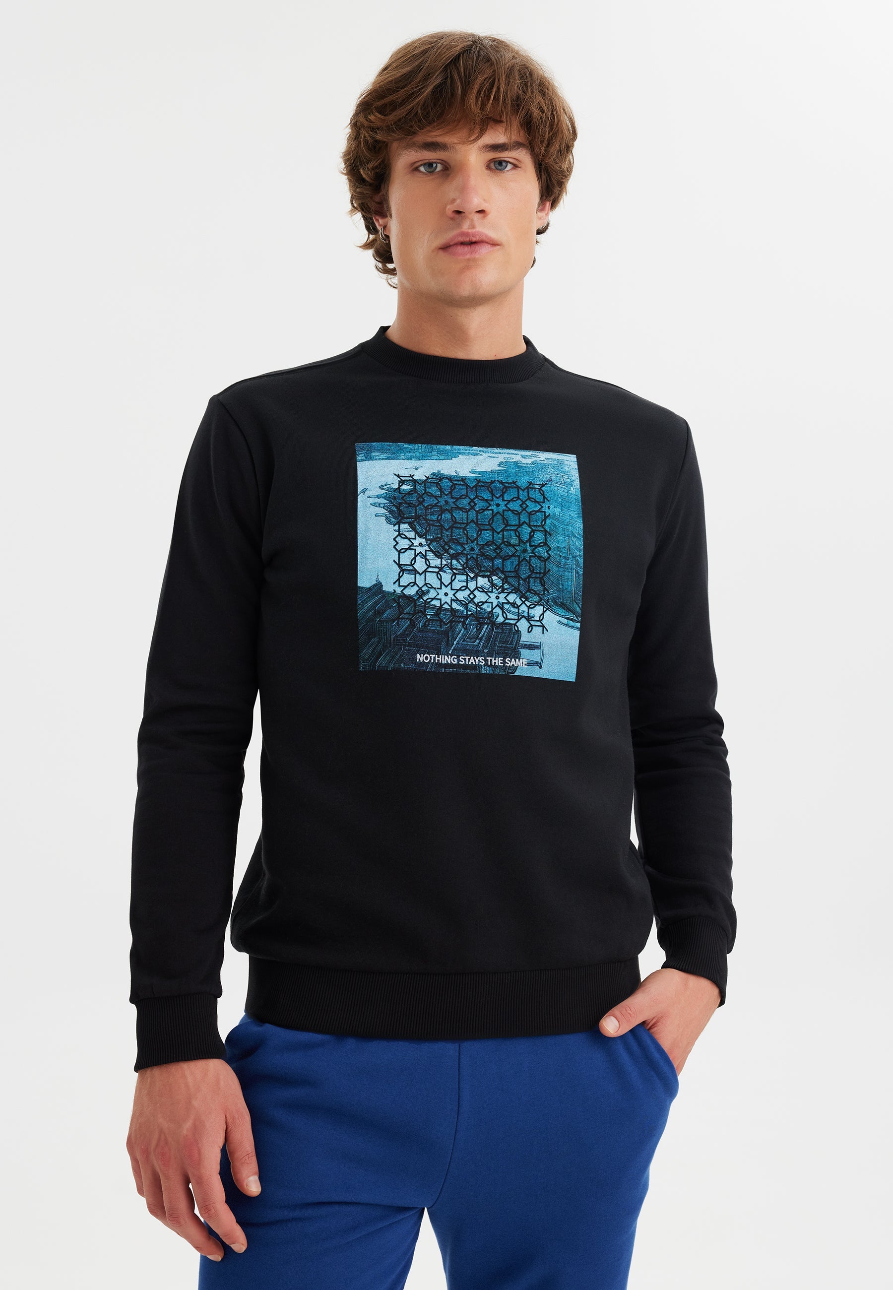 Siyah Baskılı Bisiklet Yaka Pamuklu Regular Fit Erkek Sweatshirt WMLONDON RIVER - Sweatshirt - Westmark London EU(TR) Store Organik Pamuklu Sürdürülebilir Moda