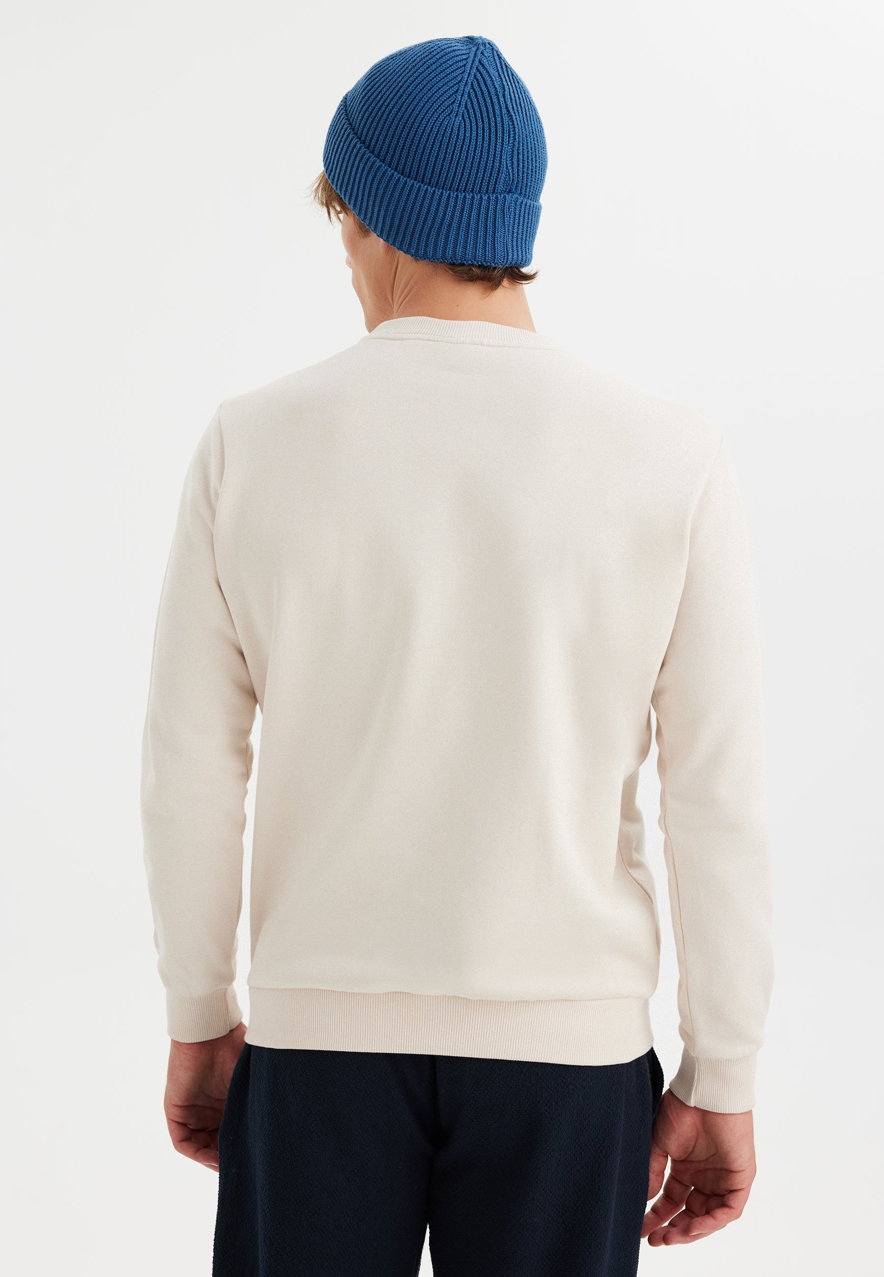 Beyaz Baskılı Bisiklet Yaka Pamuklu Regular Fit Erkek Sweatshirt WMCARTOON BEAR - Sweatshirt - Westmark London EU(TR) Store Organik Pamuklu Sürdürülebilir Moda