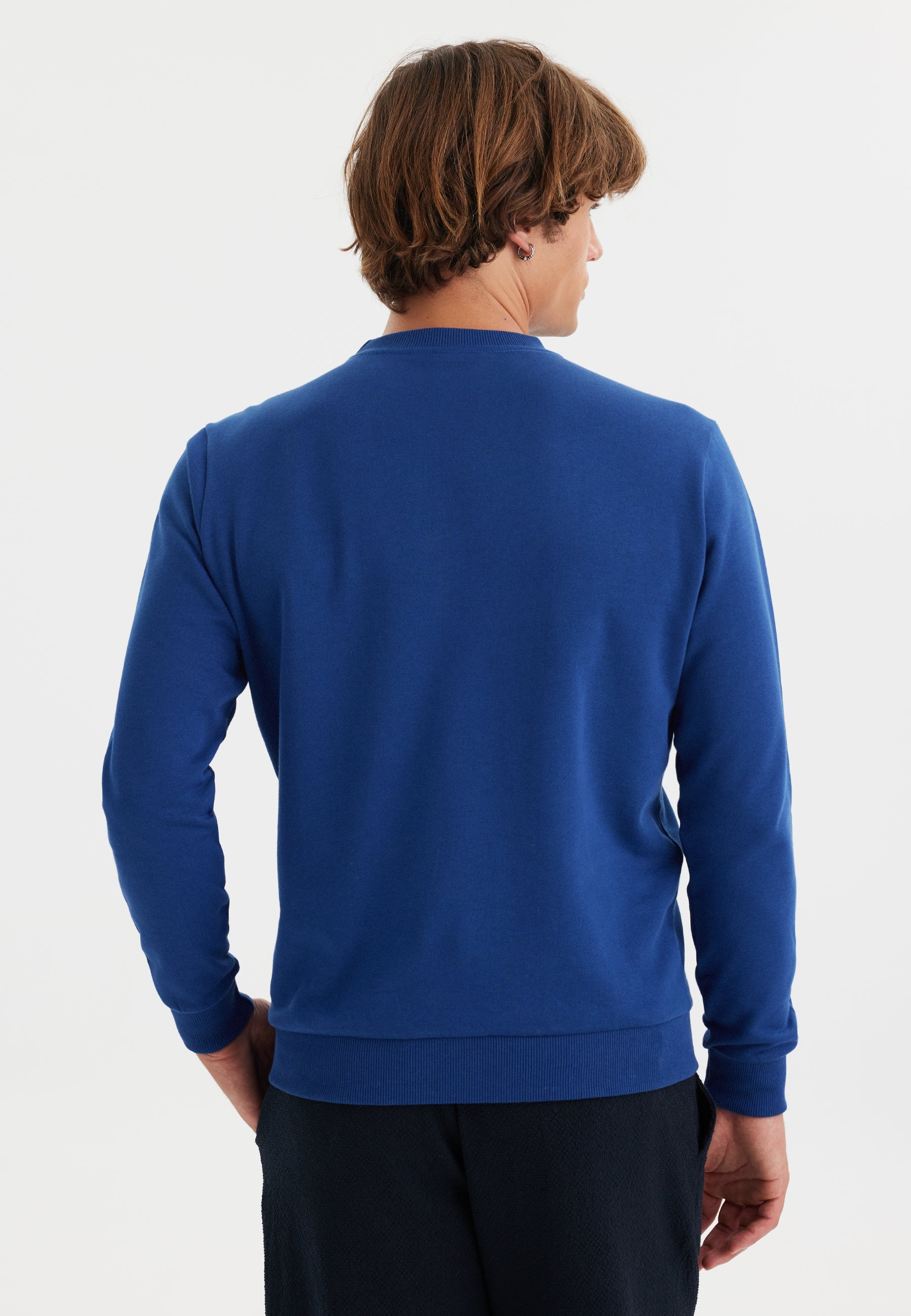 Mavi Bisiklet Yaka Pamuklu Regular Fit Erkek Sweatshirt CORE - Sweatshirt - Westmark London EU(TR) Store Organik Pamuklu Sürdürülebilir Moda
