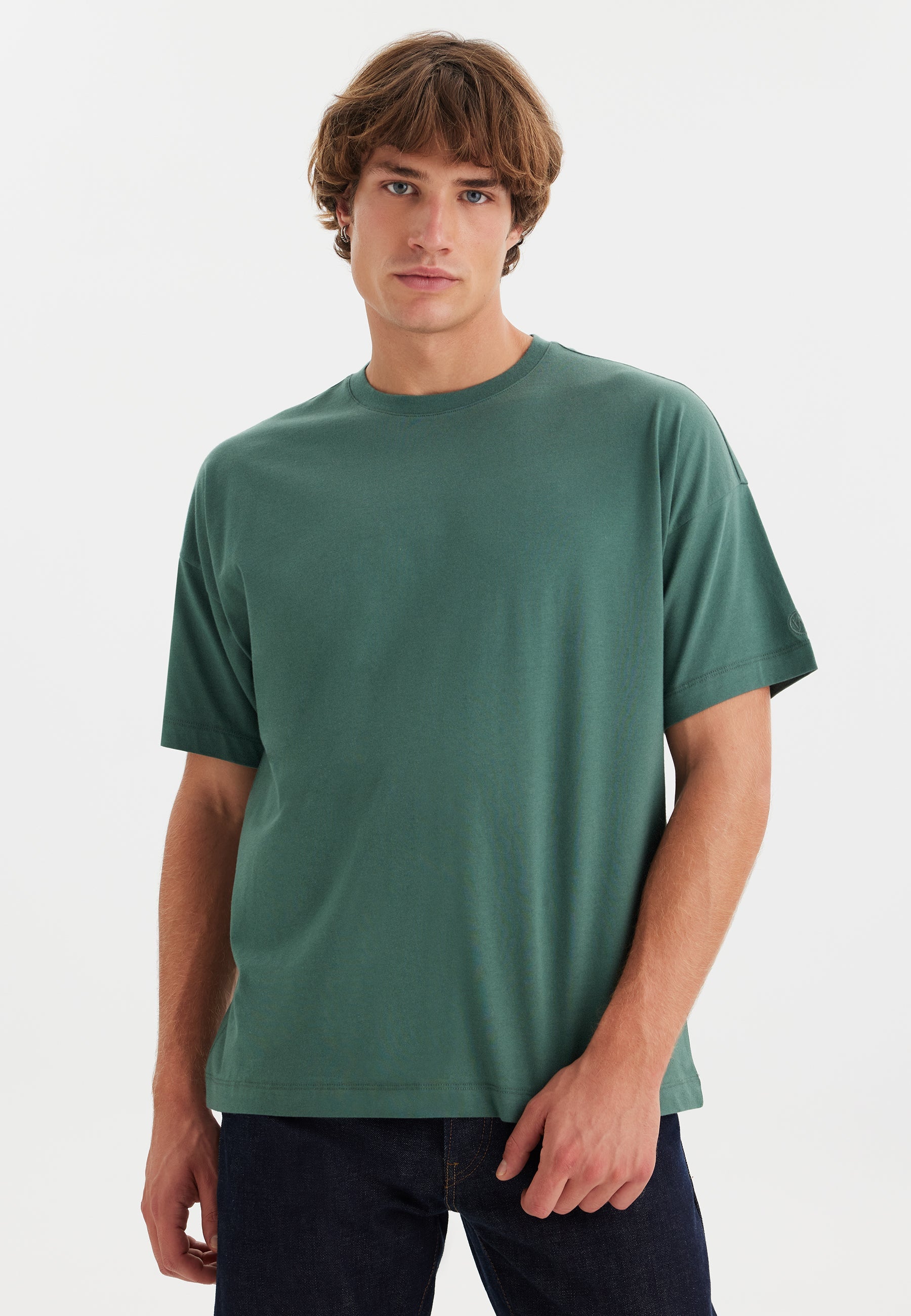 Yeşil Bisiklet Yaka Pamuklu Oversize Erkek T-Shirt ESSENTIALS - T-Shirt - Westmark London EU(TR) Store Organik Pamuklu Sürdürülebilir Moda
