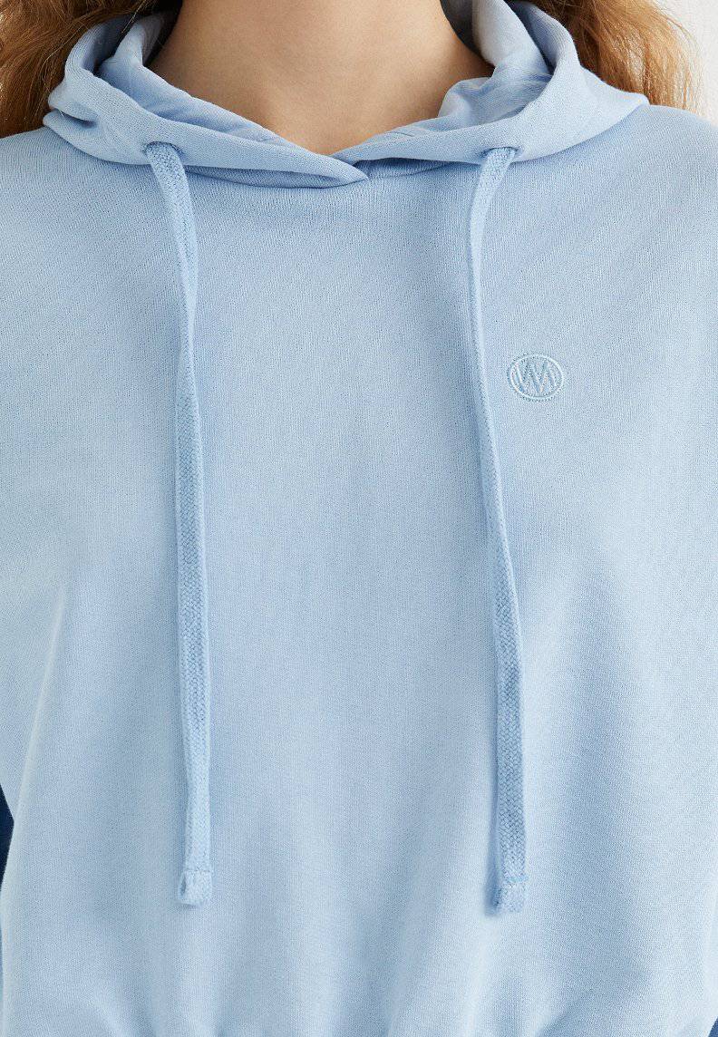 ENJOY CROPPED HOODIE in Powder Blue - Sweatshirt - Westmark London EU(TR) Store Organik Pamuklu Sürdürülebilir Moda