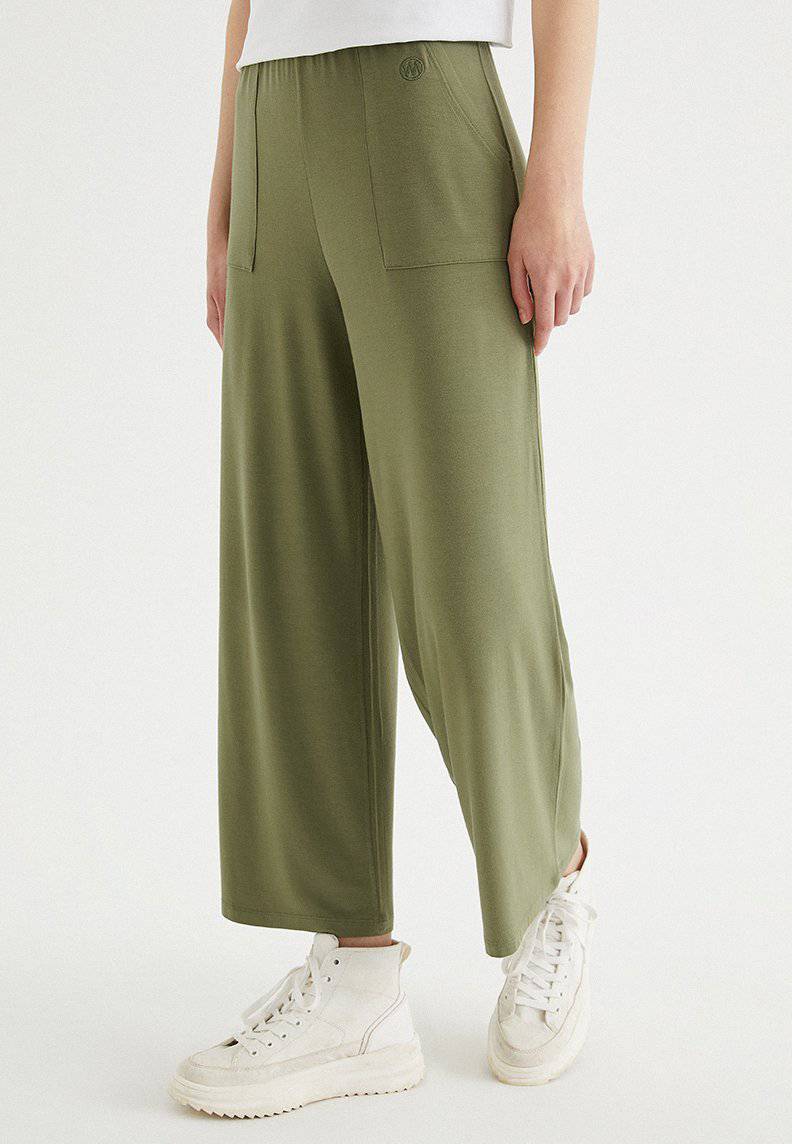SOFT WIDE LEG JOGGER in Capulet Olive - Sweatpant - Westmark London EU(TR) Store Organik Pamuklu Sürdürülebilir Moda