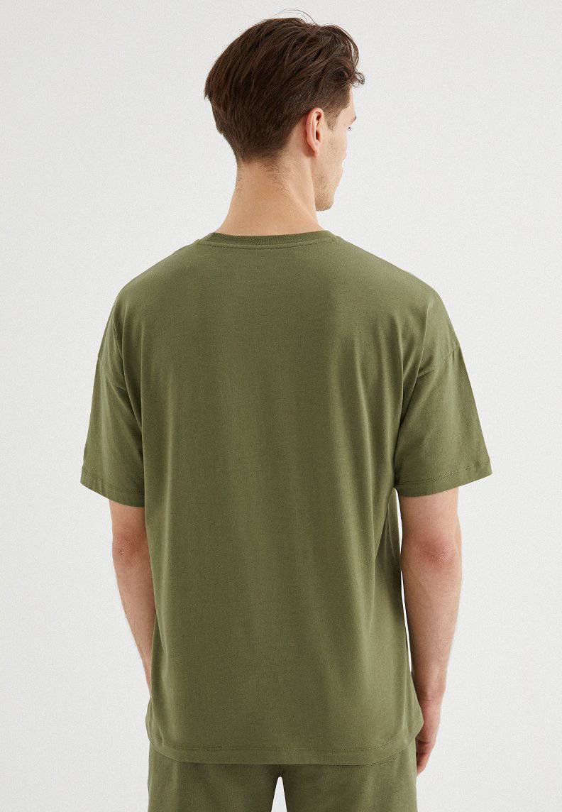 VITAL UTILITY TEE in Capulet Olive - T-Shirt - Westmark London EU(TR) Store Organik Pamuklu Sürdürülebilir Moda
