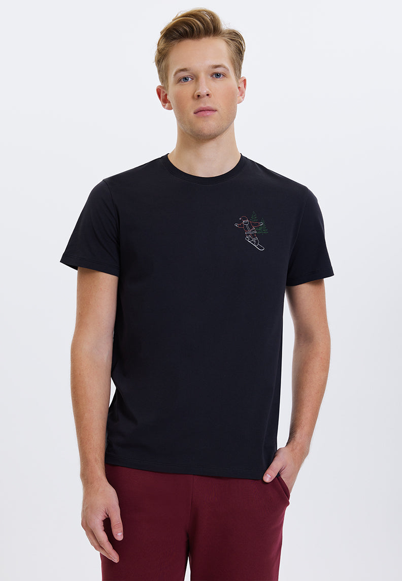WMXMAS SANTA TEE in Black - T-Shirt – Westmark London EU(TR) Store Organik Pamuklu Sürdürülebilir Moda