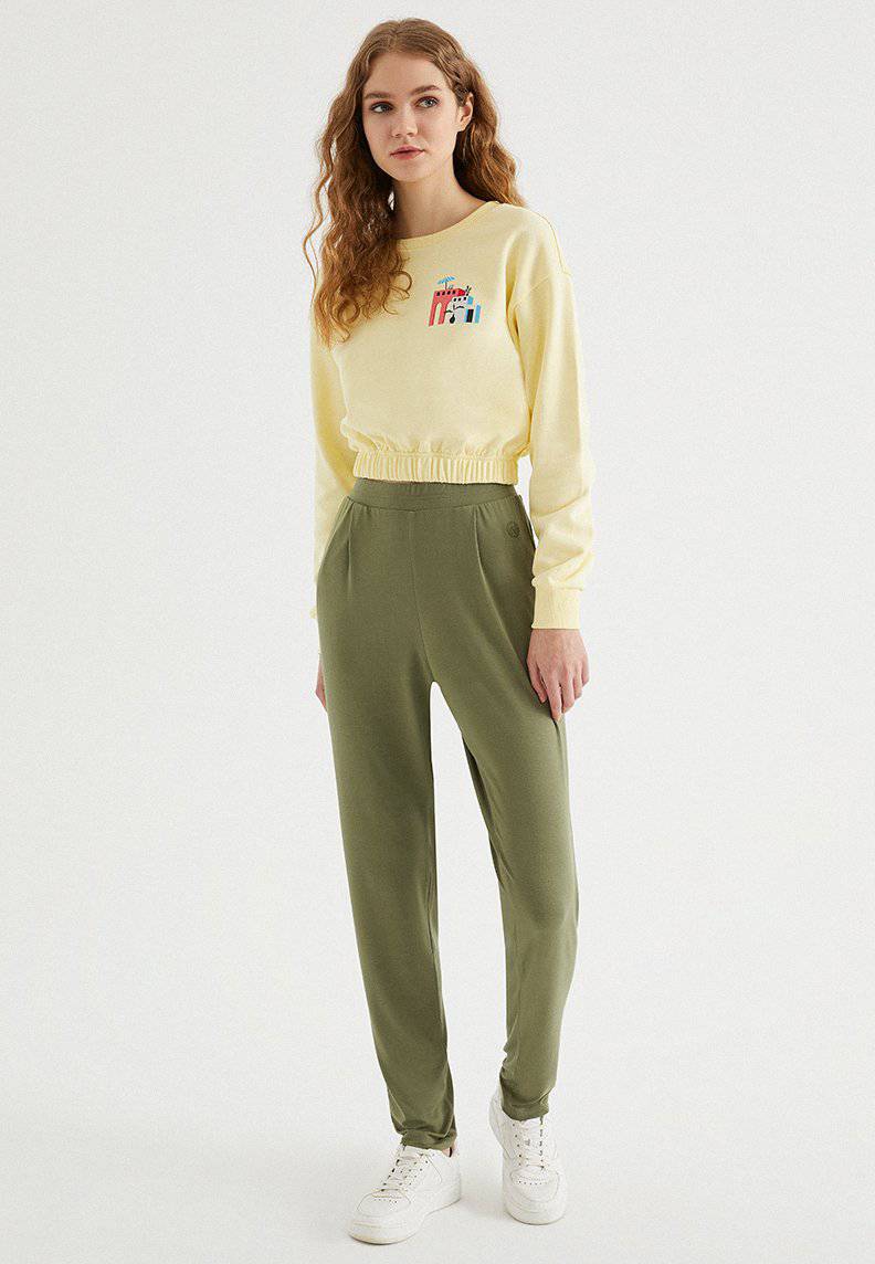 SOFT RELAXED JOGGER in Capulet Olive - Sweatpant - Westmark London EU(TR) Store Organik Pamuklu Sürdürülebilir Moda