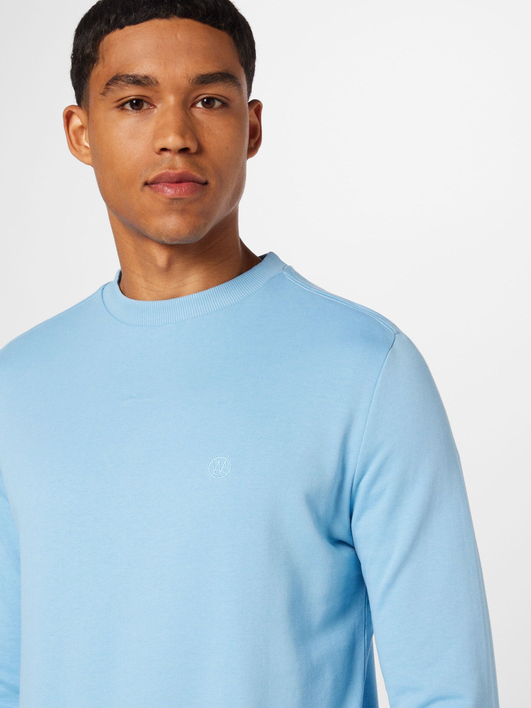 Açık Mavi Bisiklet Yaka Basic Pamuklu Regular Fit Erkek Sweatshirt CORE - Sweatshirt - Westmark London EU(TR) Store Organik Pamuklu Sürdürülebilir Moda
