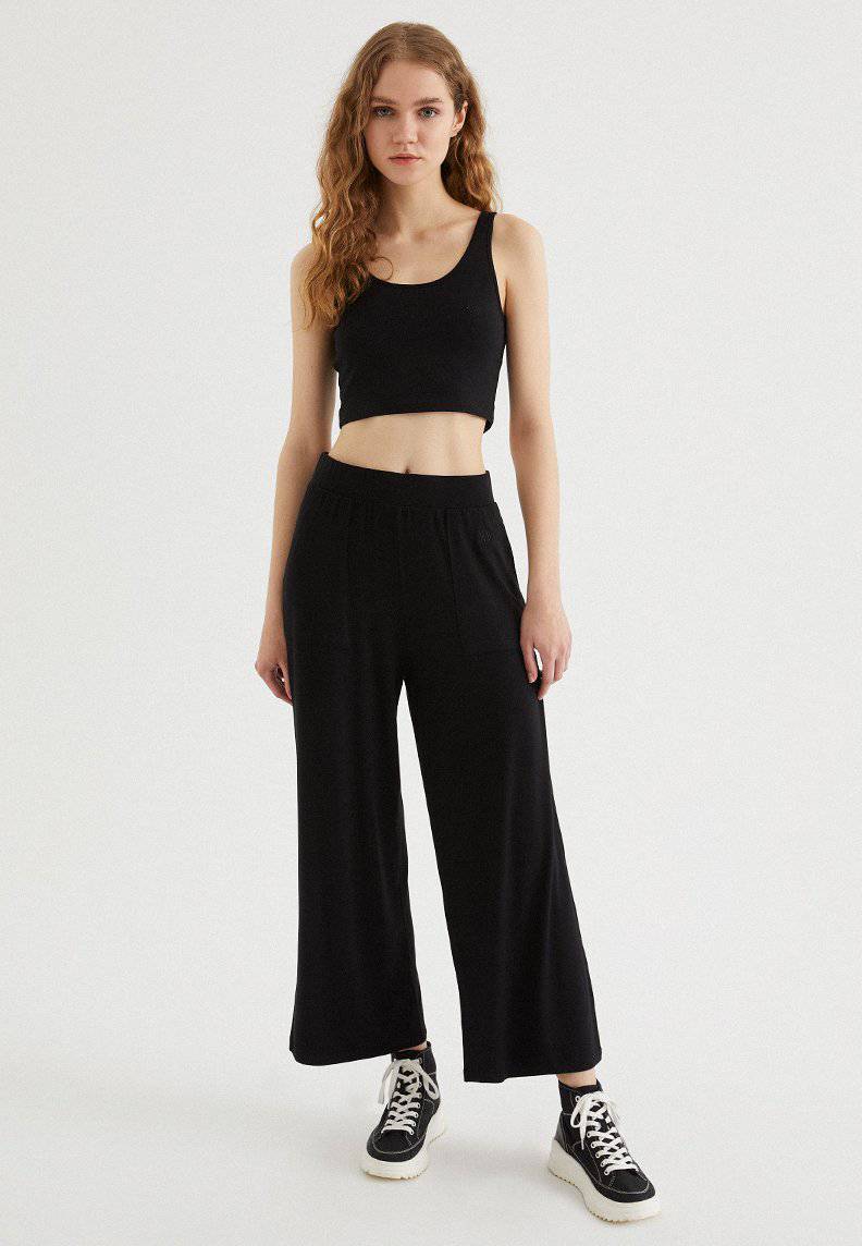 SOFT WIDE LEG JOGGER in Black - Sweatpant - Westmark London EU(TR) Store Organik Pamuklu Sürdürülebilir Moda